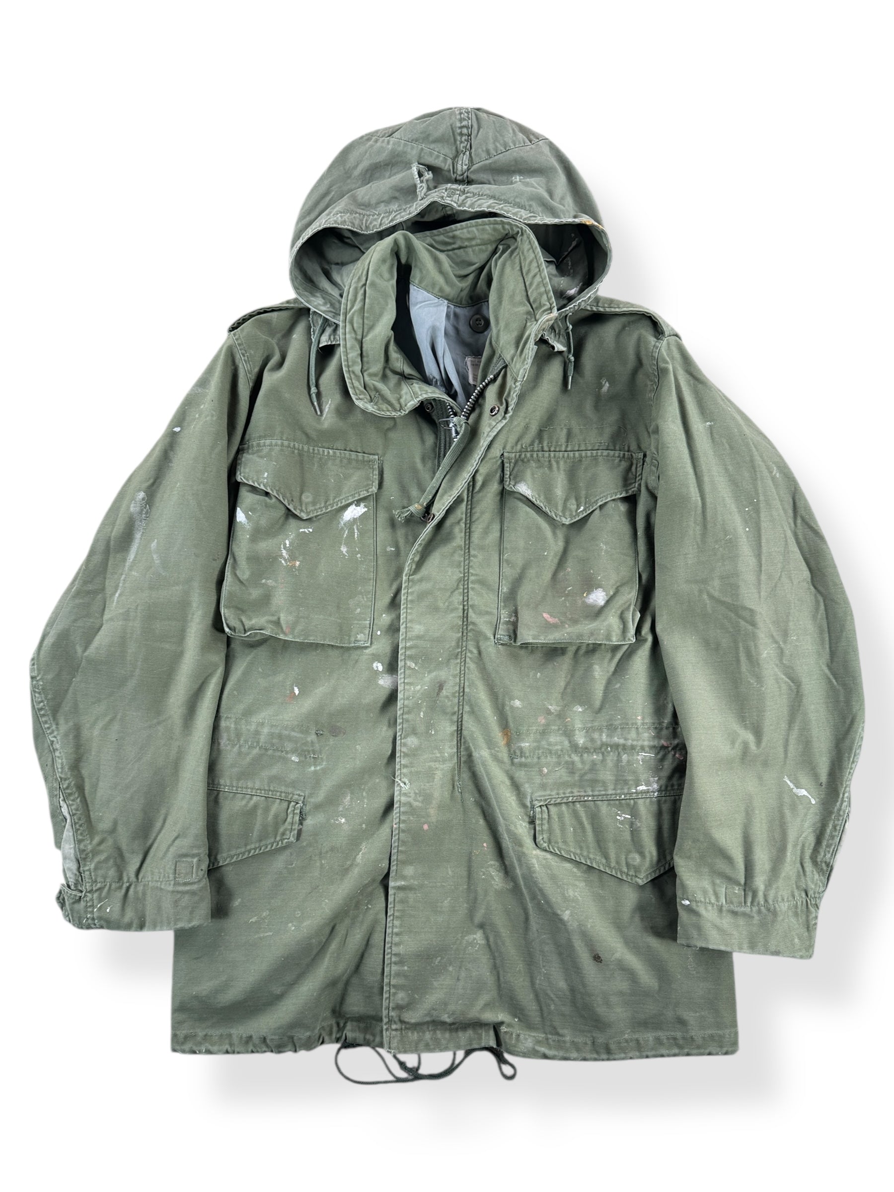Front of Vintage M65 Field Jacket W/ Paint Splatters SZ M