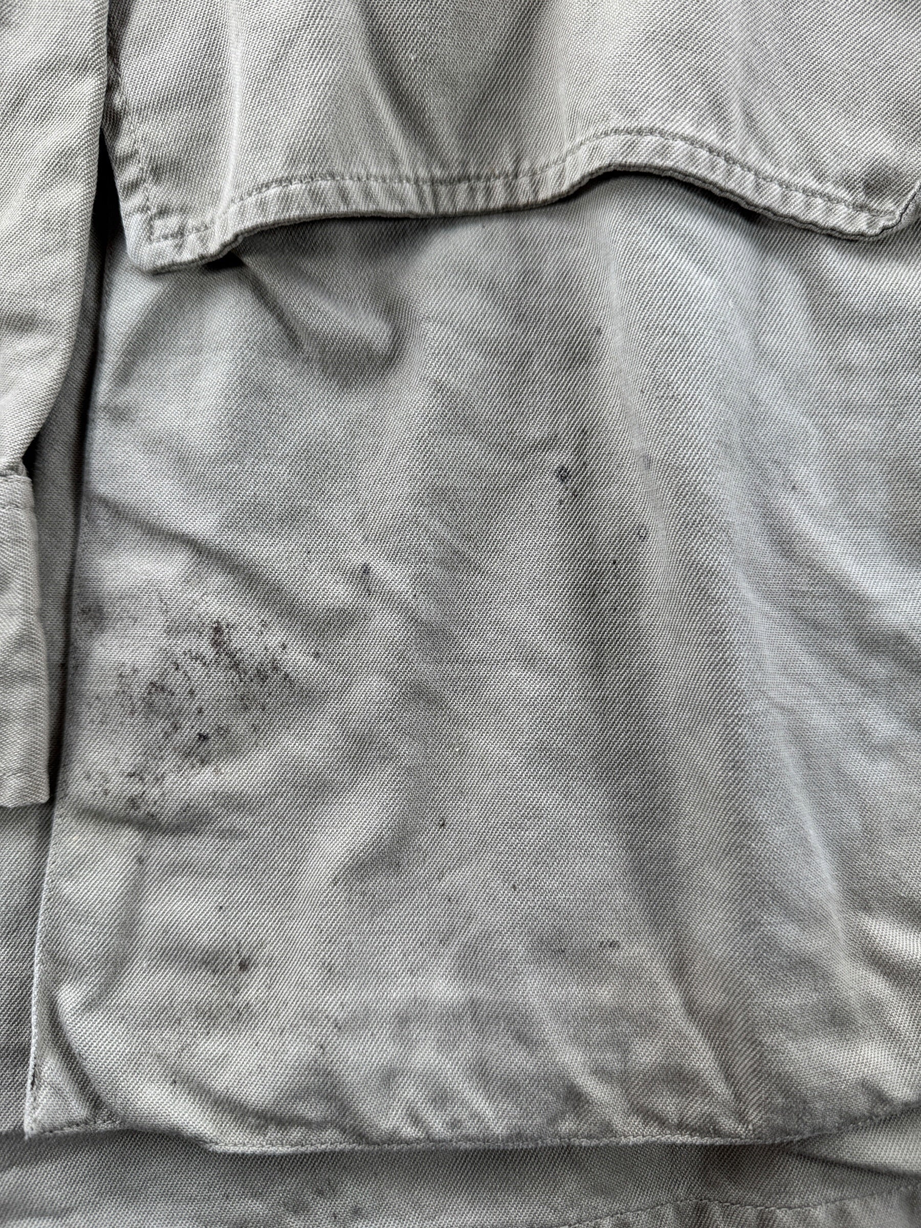 Gunk on pocket of Vintage Korean War USAF Bush Jacket SZ M