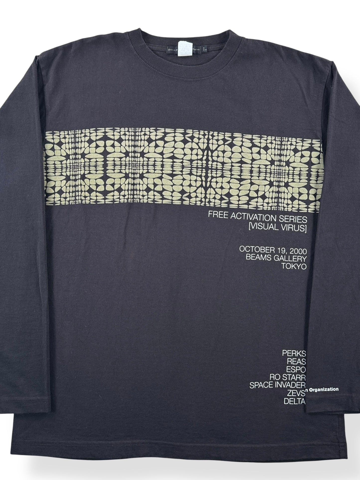 Front Close Up of Vintage Beams Gallery Long Sleeve Art Tee SZ L