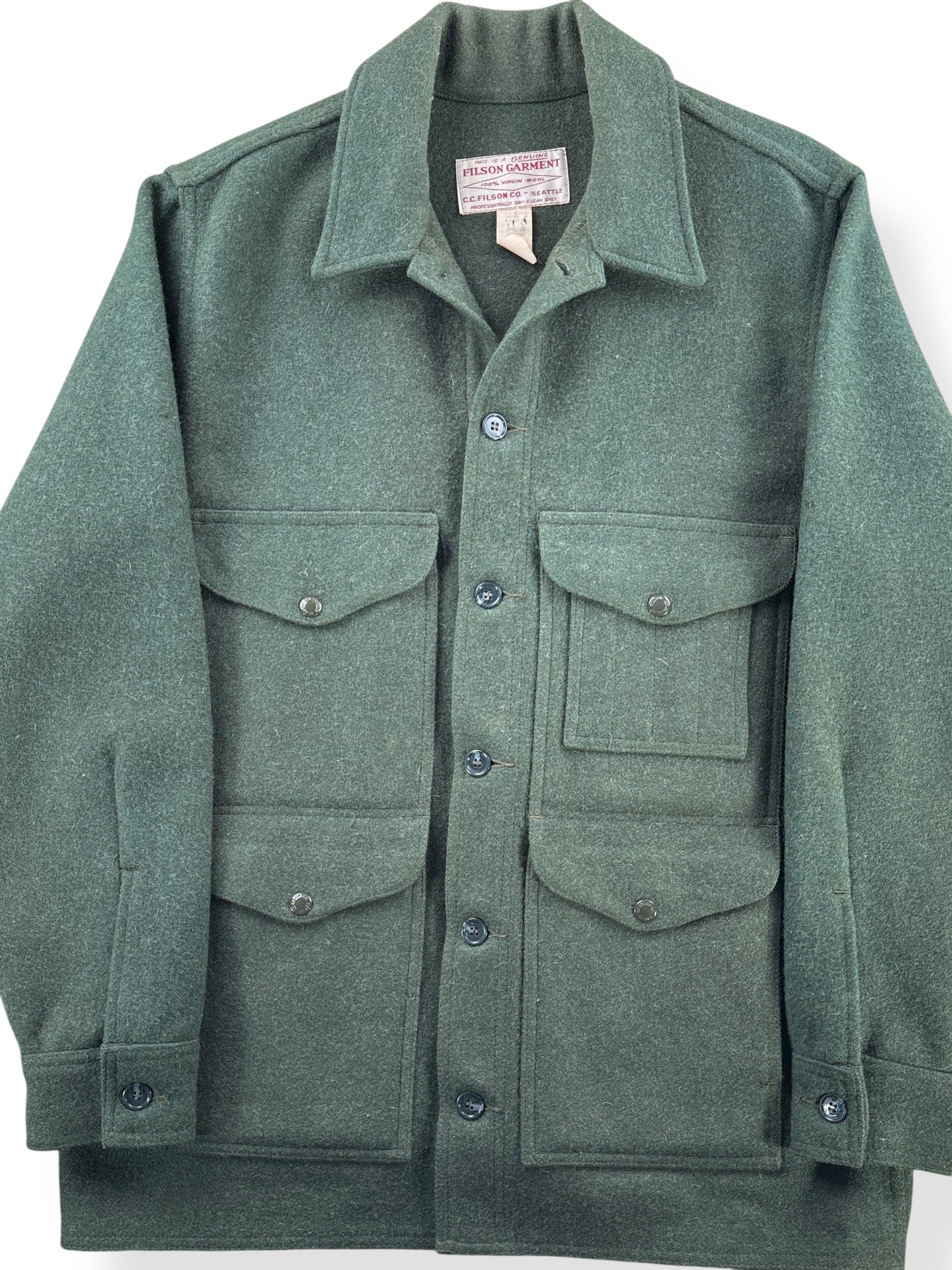 Front Close Up of Vintage Filson Forest Green Mackinaw Wool Cruiser Jacket SZ 44