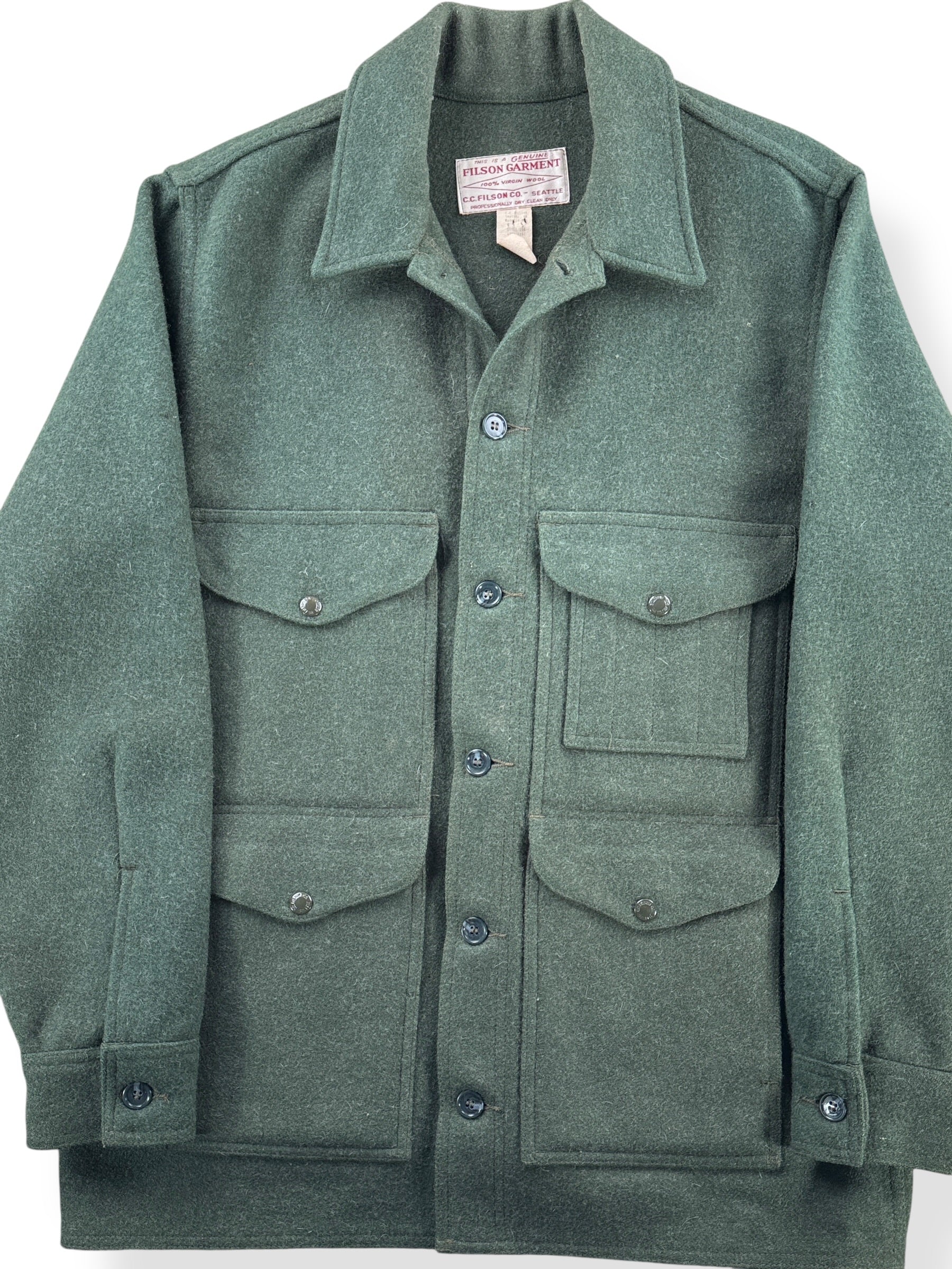 Front Close Up of Vintage Filson Forest Green Mackinaw Wool Cruiser Jacket SZ 44