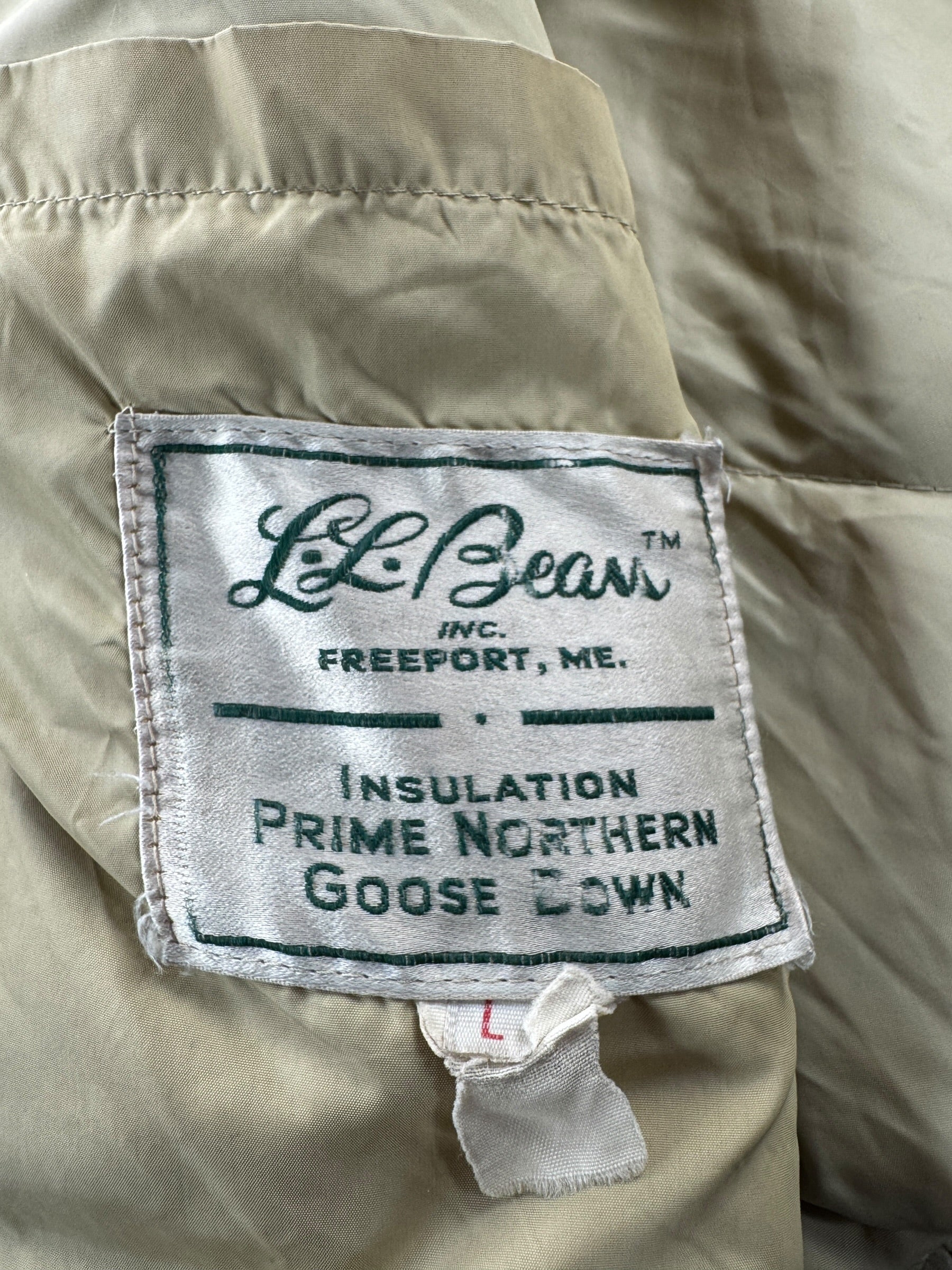 Label on Vintage L.L. Bean Script Era Down Mackinaw Jacket SZ L