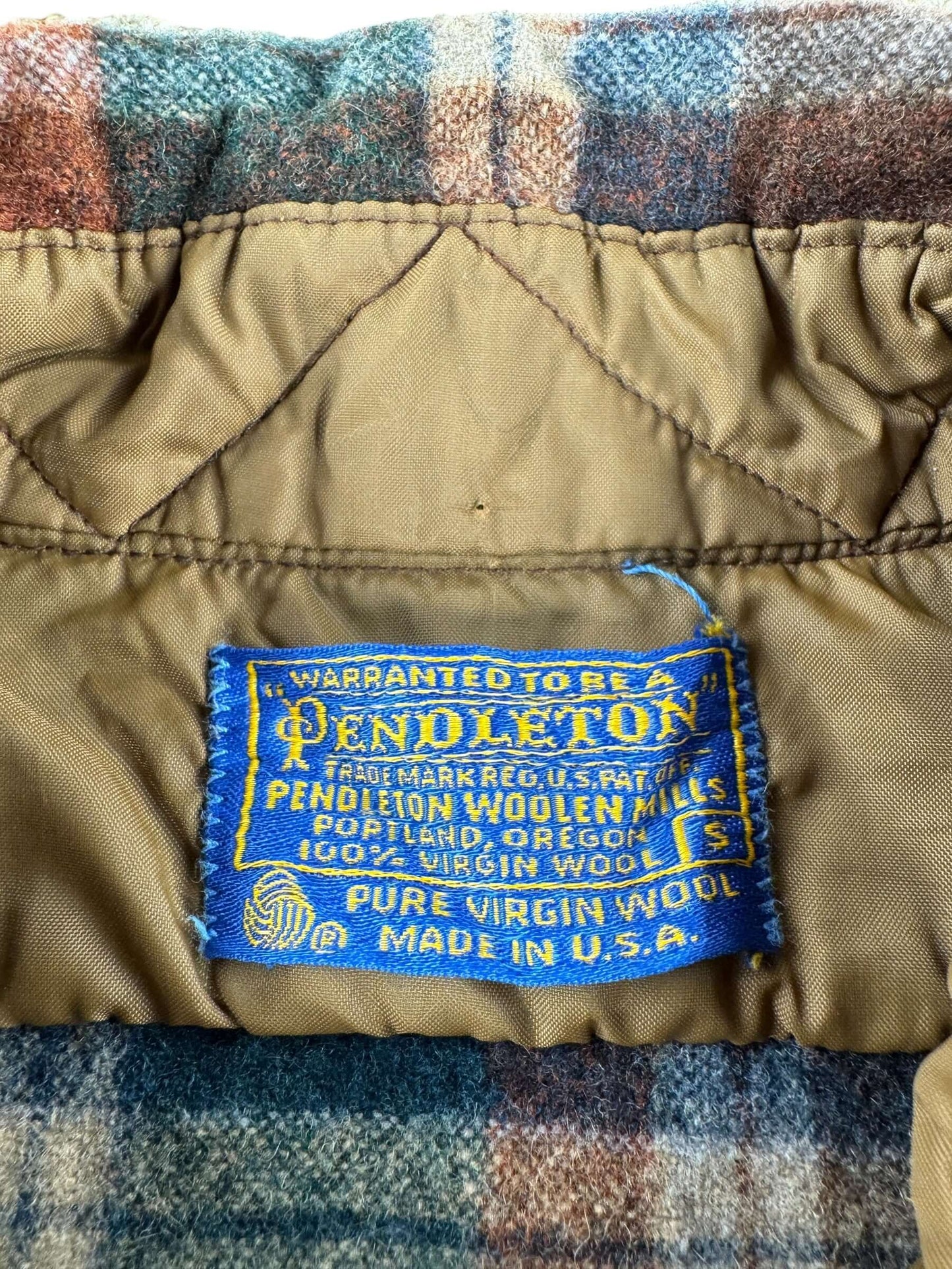 Label on Vintage Pendleton Flannel SZ S AS IS