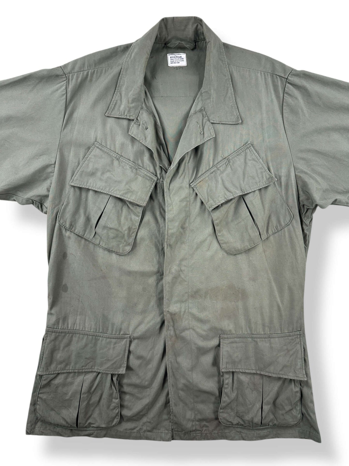 Front Close Up of Vintage Short Sleeve Poplin Jungle Jacket SZ M Regular