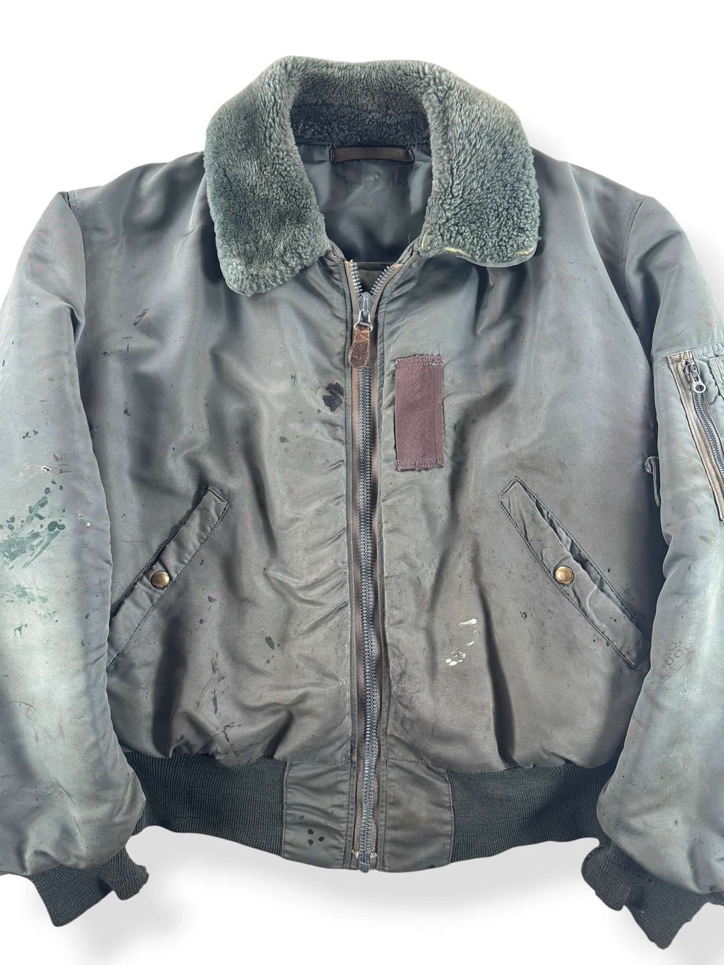 Front Close Up of Vintage B-15 Thrashed Bomber SZ L