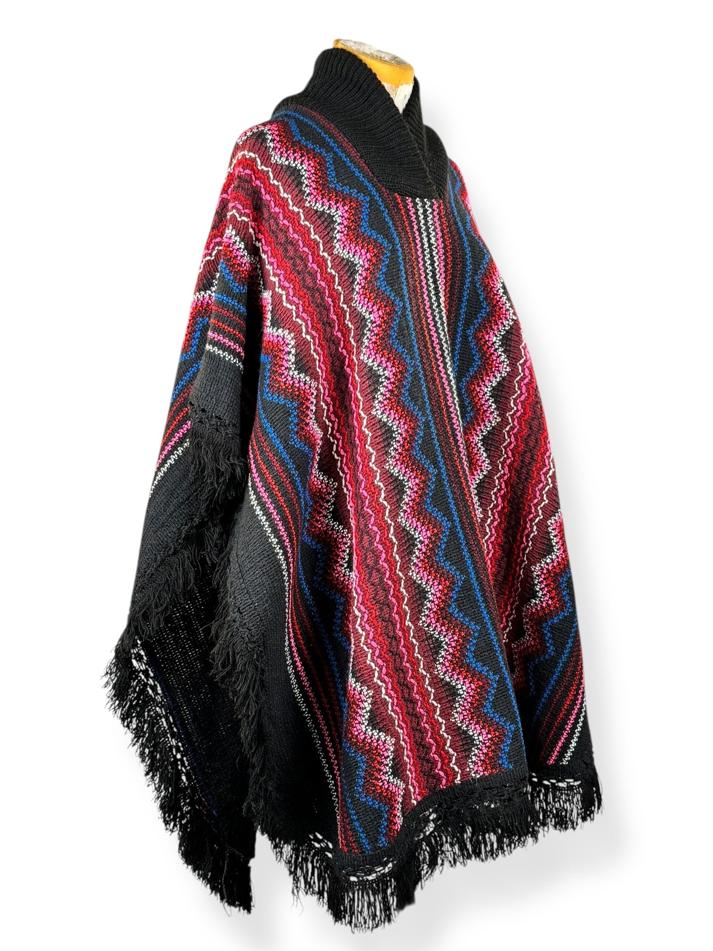 Side view of 1970s Colorful Acrylic Poncho L