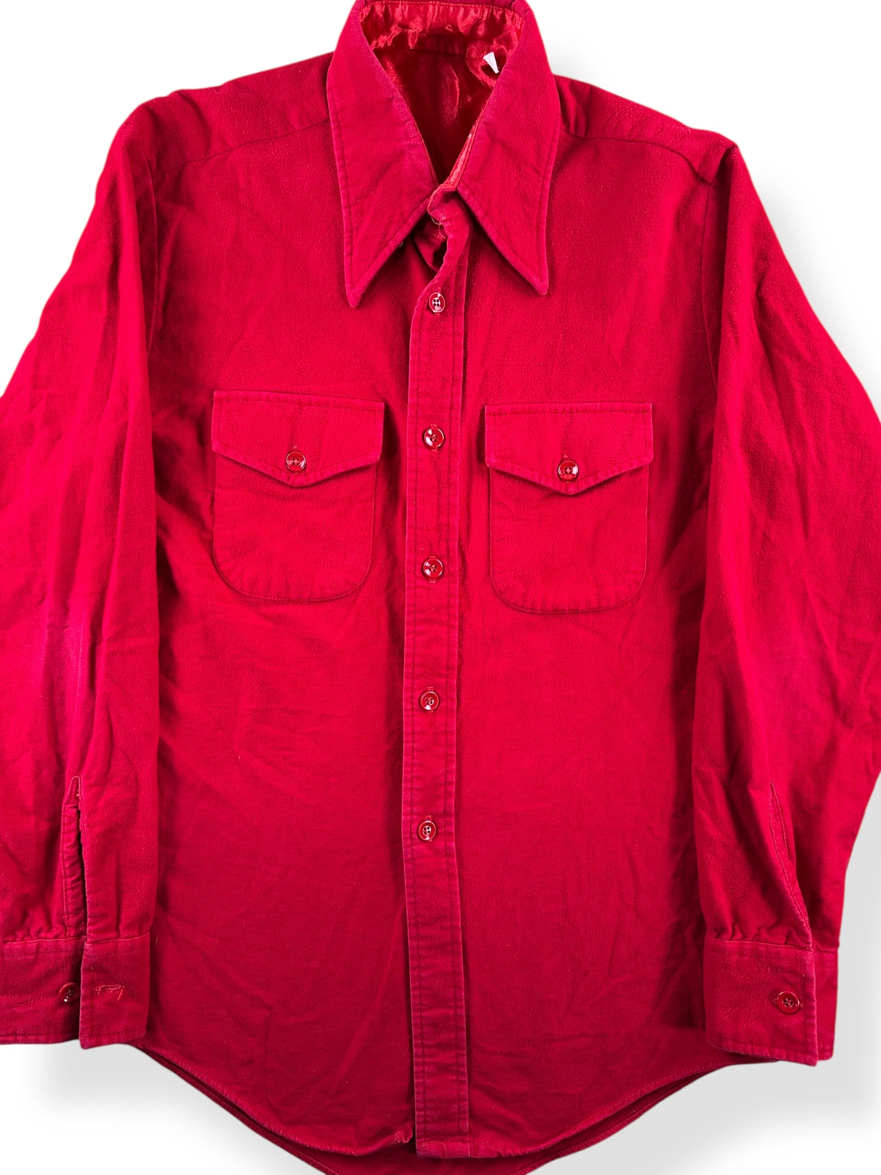 Front Close Up of Vintage Red Cotton Chamois Shirt SZ M