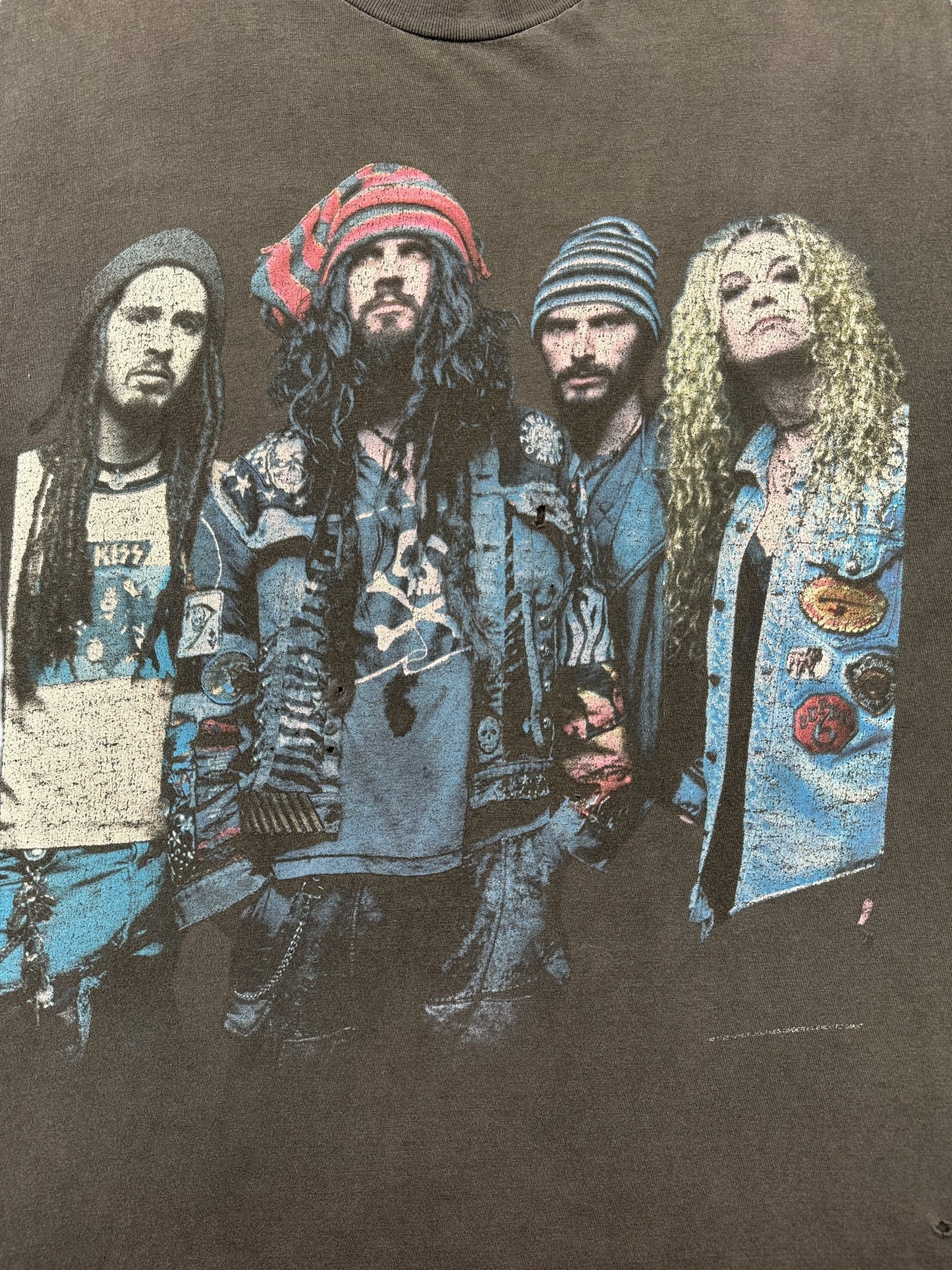 Graphic of Vintage Distressed 1995 White Zombie Tee SZ XL