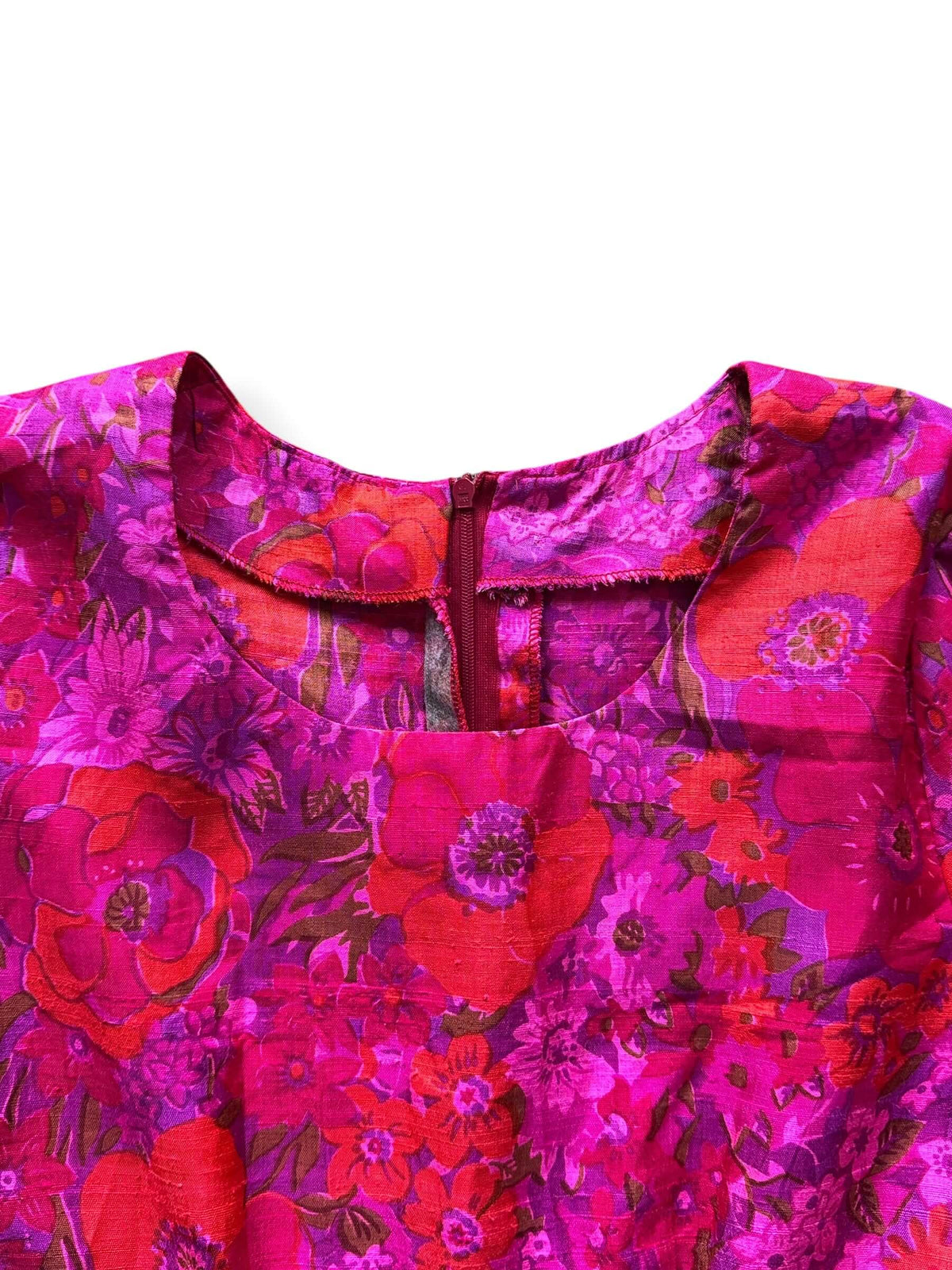 Neckline on Vintage 1960s Pink Floral Silk Dress