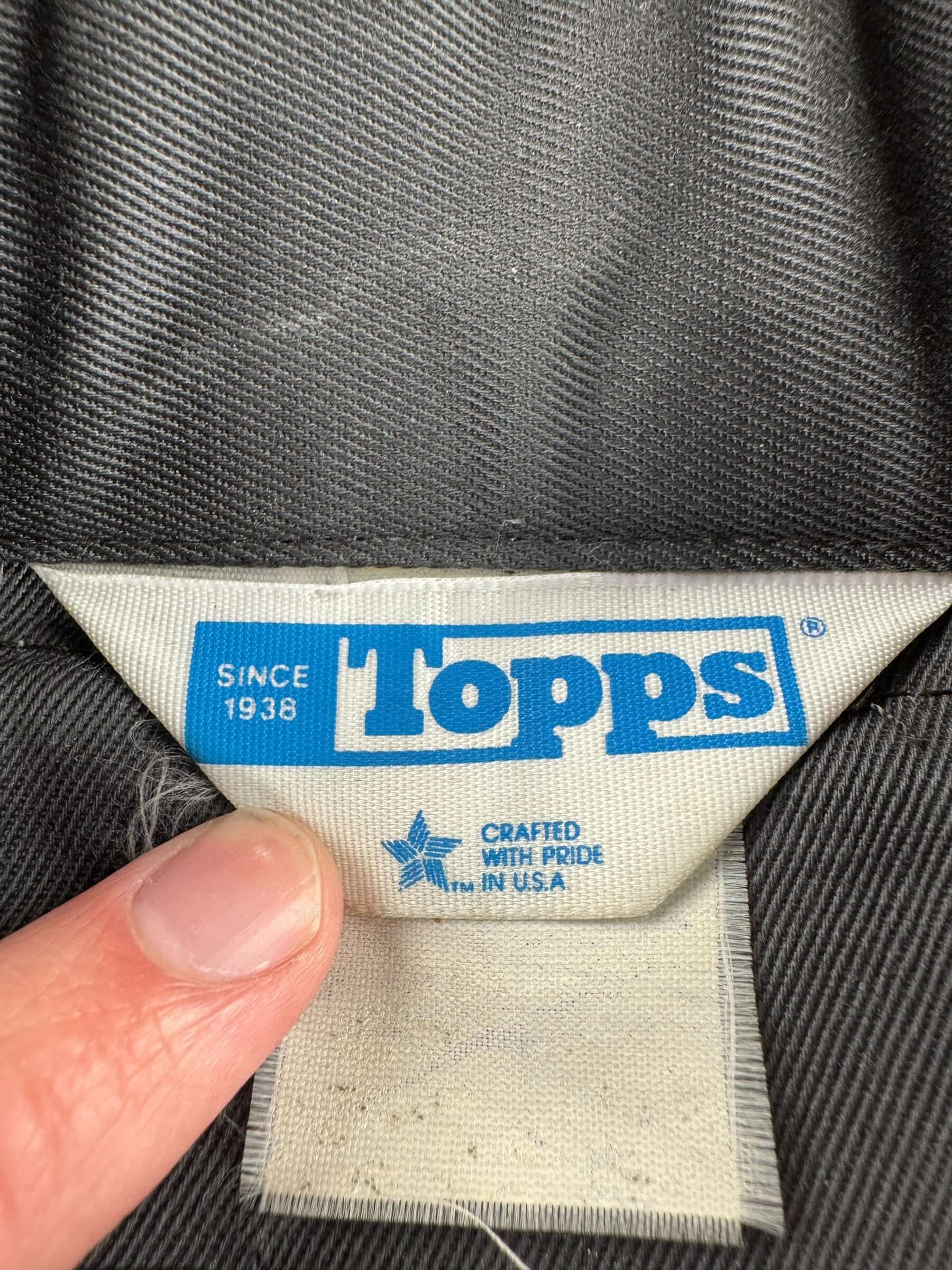 Tag on Vintage 90s Grey Checkered Flag Patch Gas Station Jacket SZ M