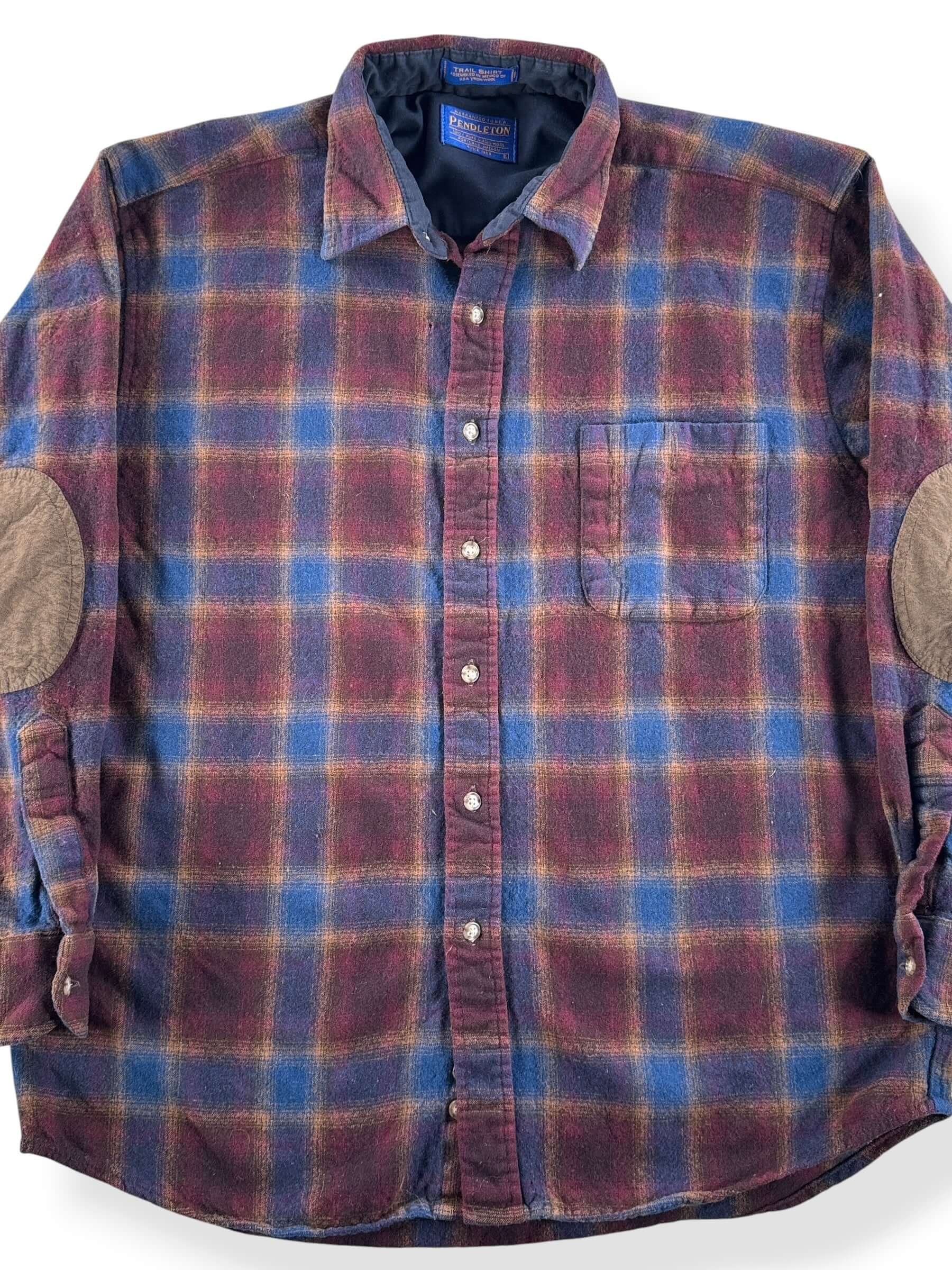 Front Close Up of Vintage Pendleton Trail Shirt SZ L