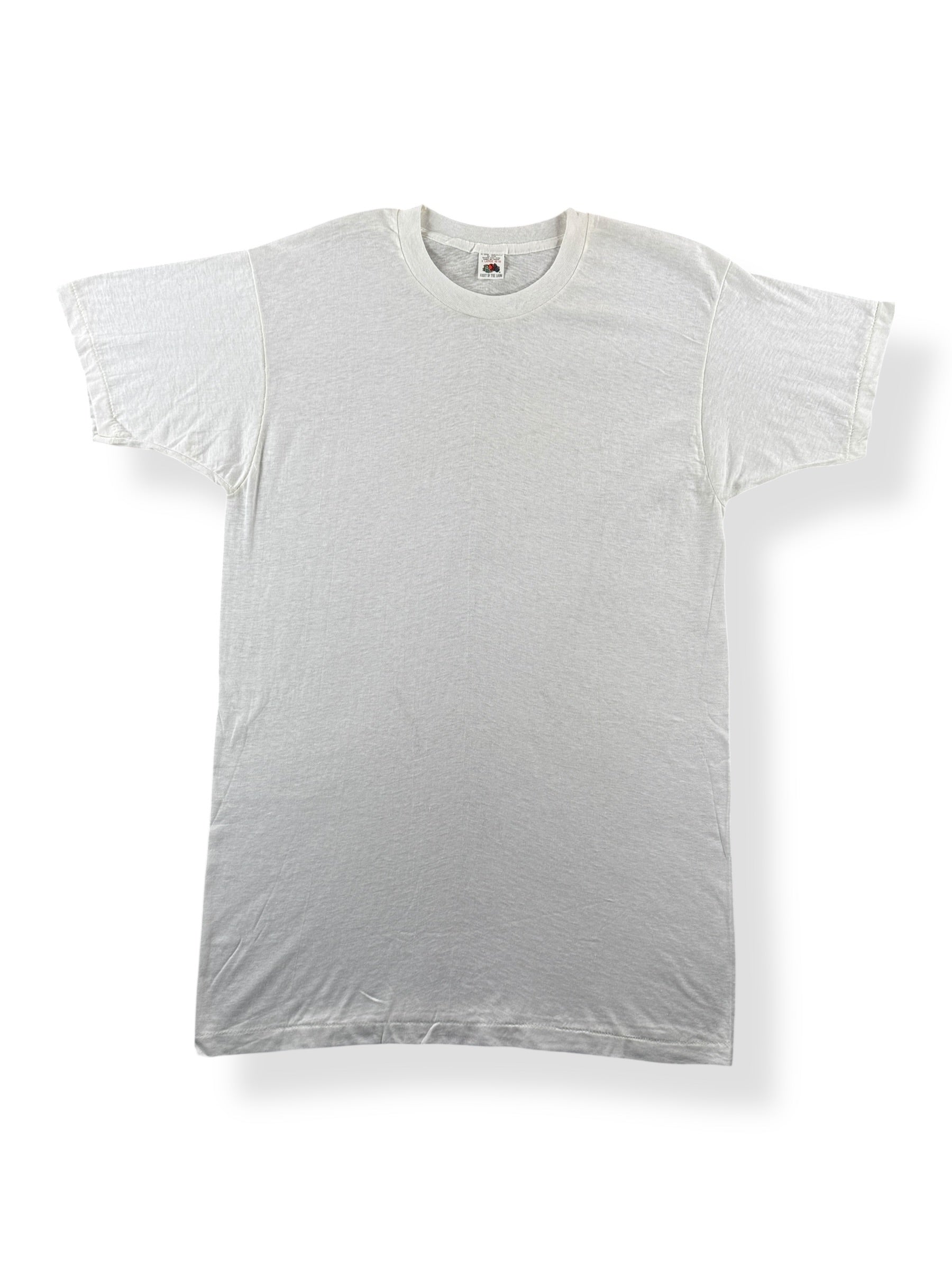 Front of Vintage FOTL Blank White Tee SZ XL (Fits M)
