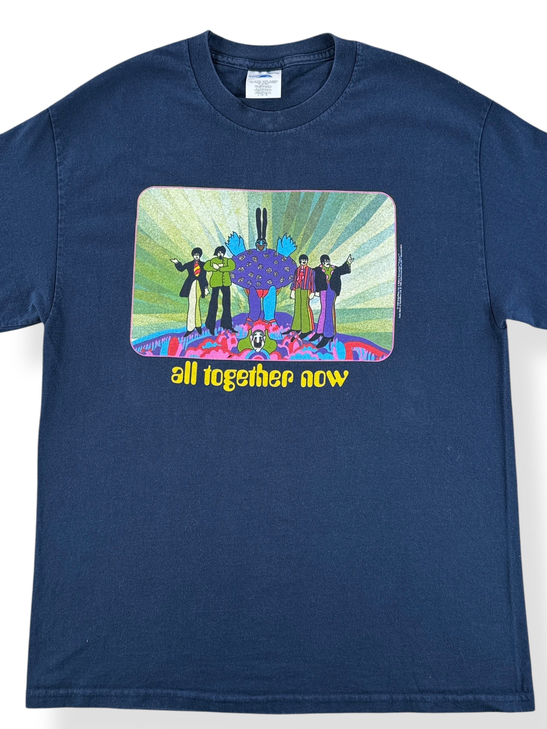Front Close Up of Vintage Beatles Yellow Submarine Tee SZ L (Fits M)