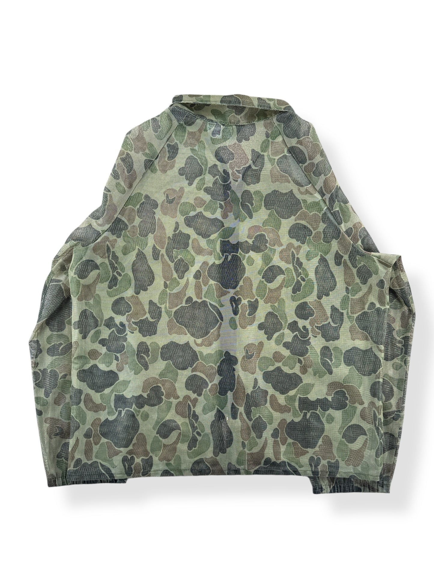 Back of Vintage Columbia Bug Mesh Camo Jacket SZ XL