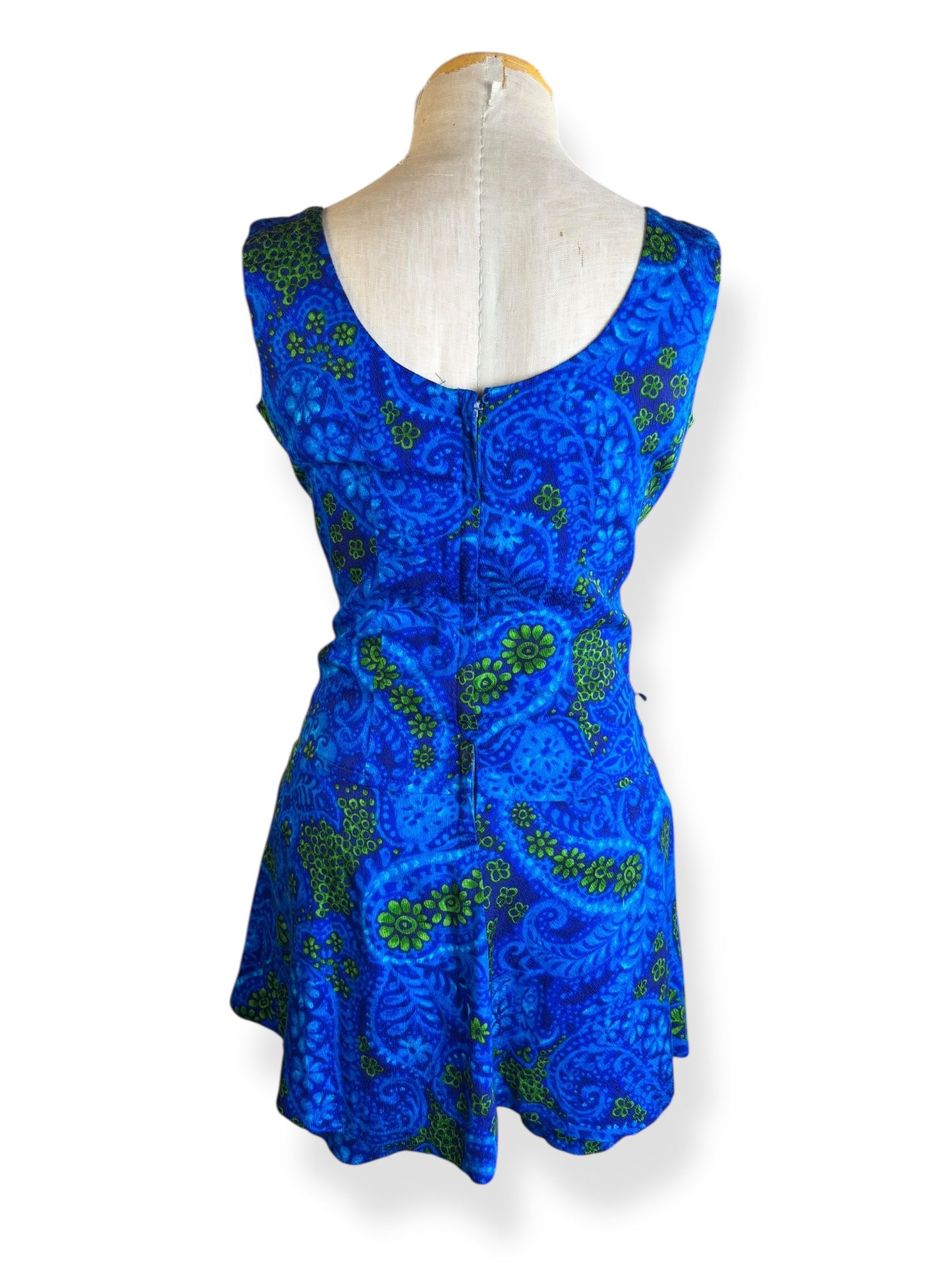 Back view of 1960s Hawaii Nei Play Set L