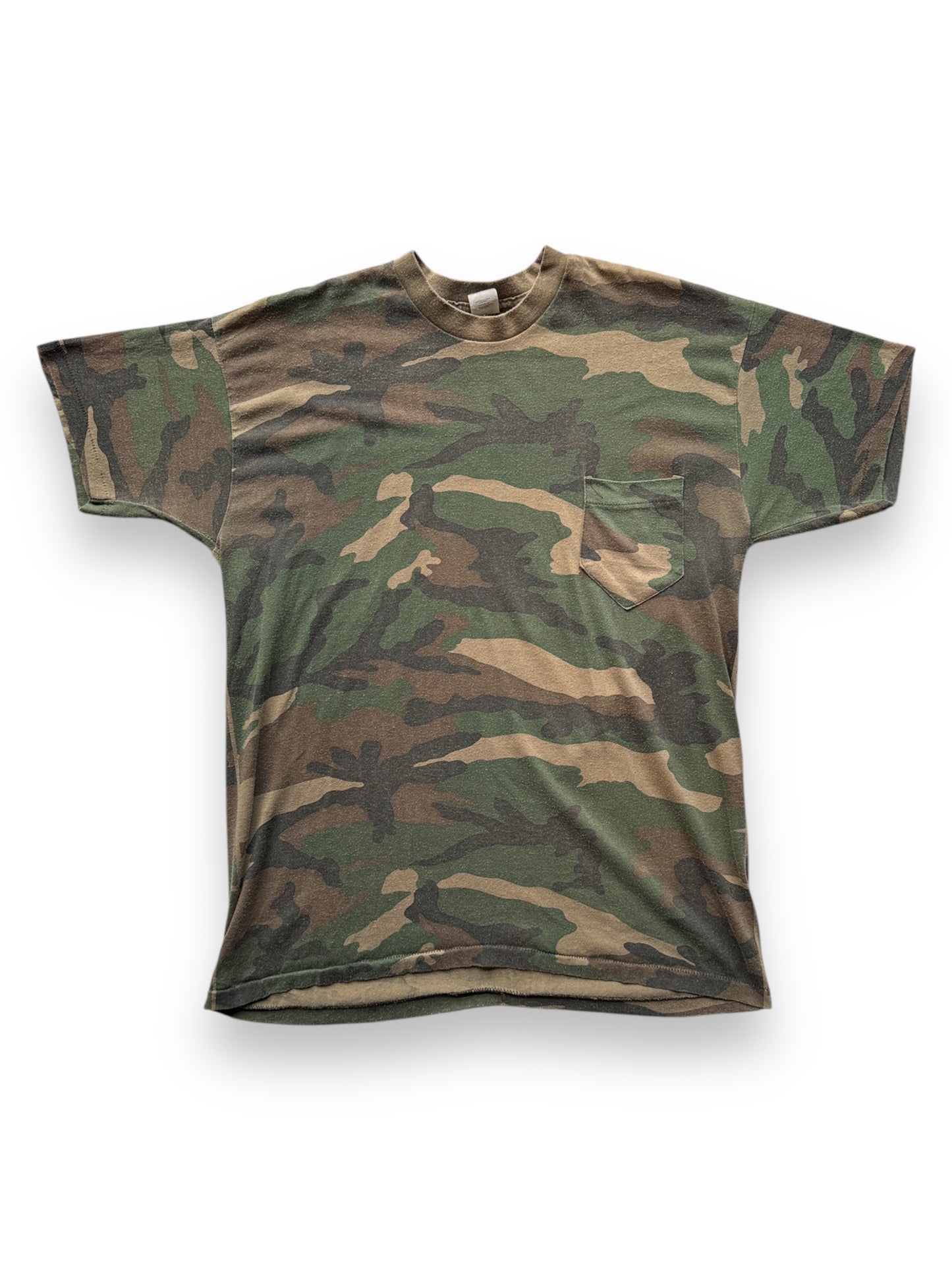 front of Vintage Pocket Camo Tee SZ L