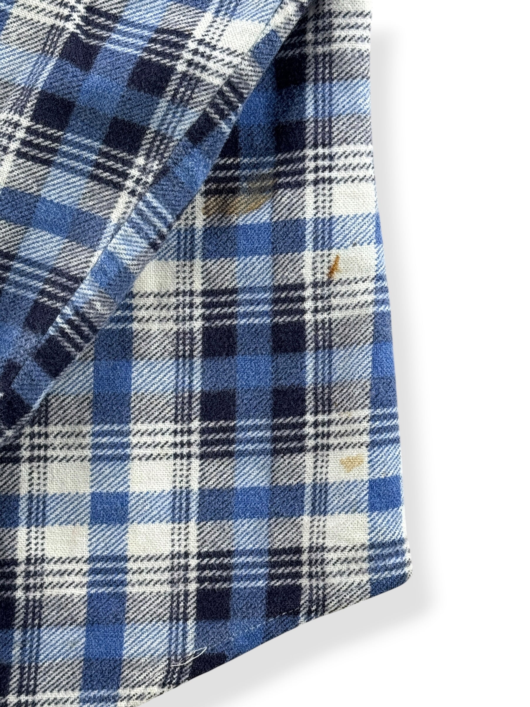 Minor stains on Vintage 70's Printed Cotton Flannel SZ S