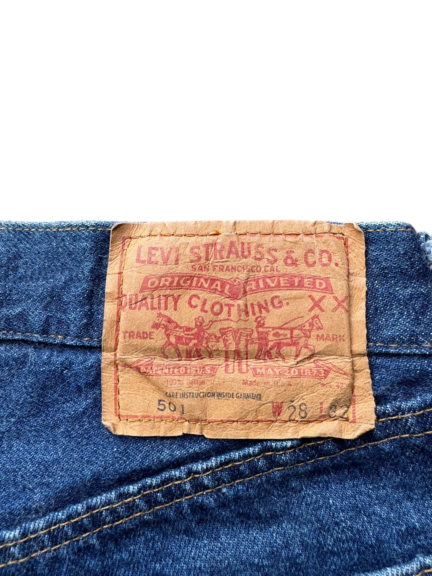 Back Tab on Vintage Dark Double Stitch Levis 501 Redline Jeans W28
