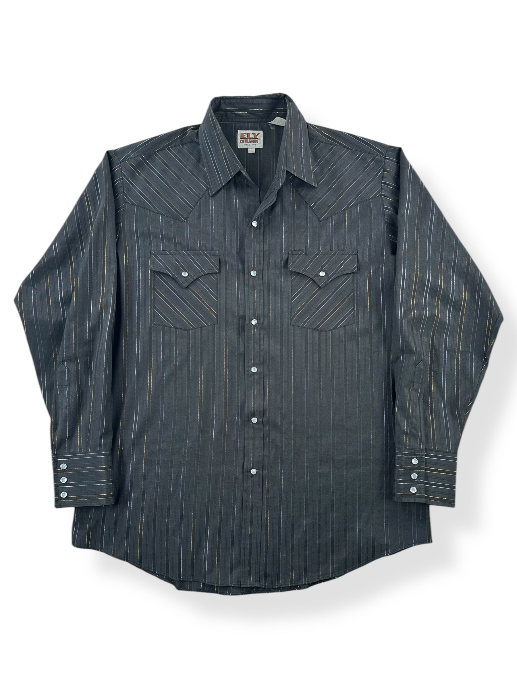 Front of Vintage Ely Pearl Snap SZ L