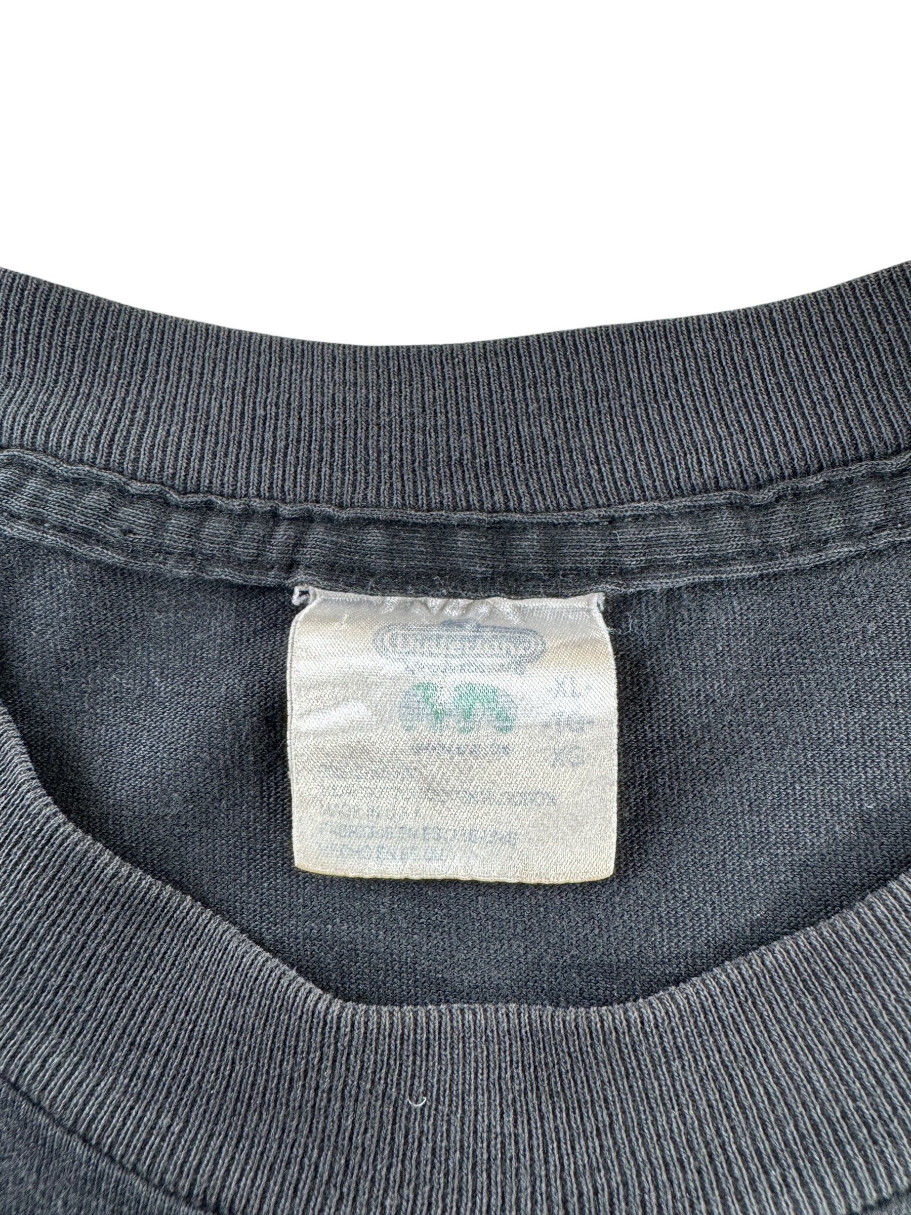 Tag on Vintage Wonderland Production 1997 Pink Floyd Tee SZ XL
