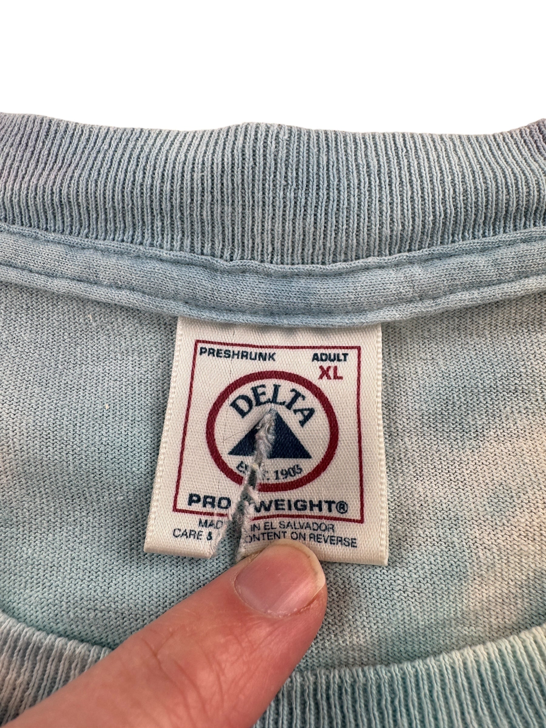 Tag on Vintage 1998 Pearl Jam Yield Parking Lot Boot Tee SZ XL