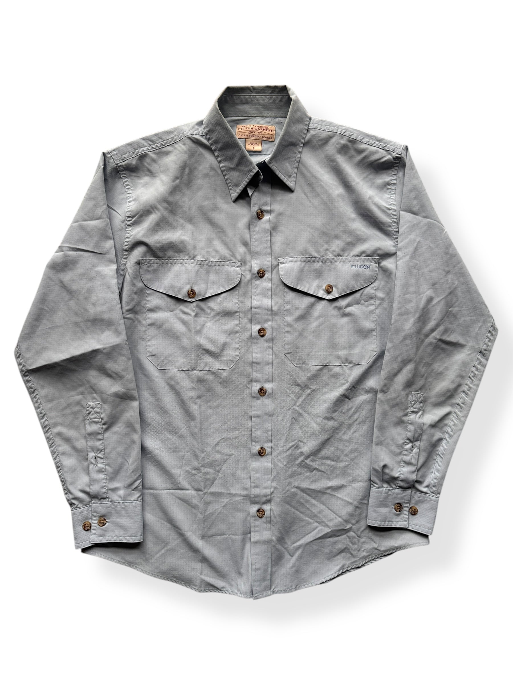 Front of Filson Lightweight Poly Nylon Shirt SZ S