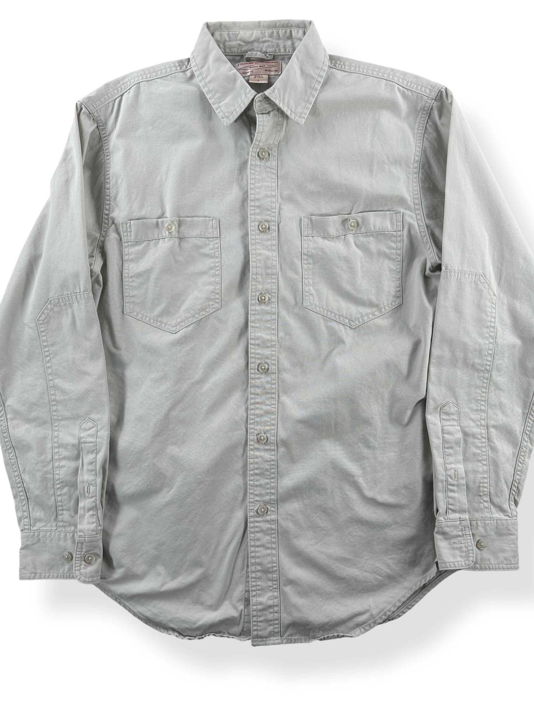 Front Close Up of Filson Buckhorn Field Shirt SZ S