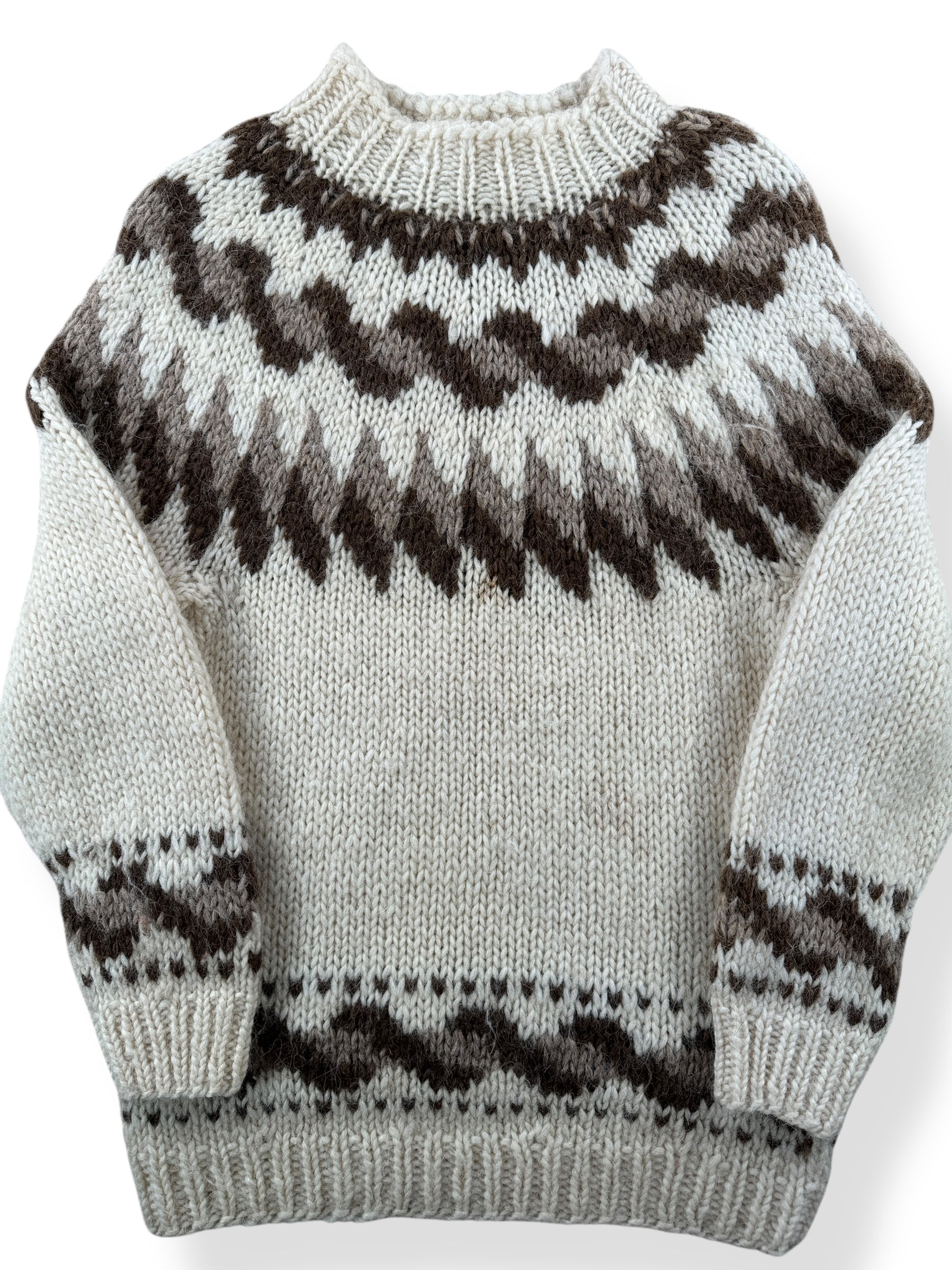 Front Close Up of Vintage Nordic Knit Sweater SZ XS