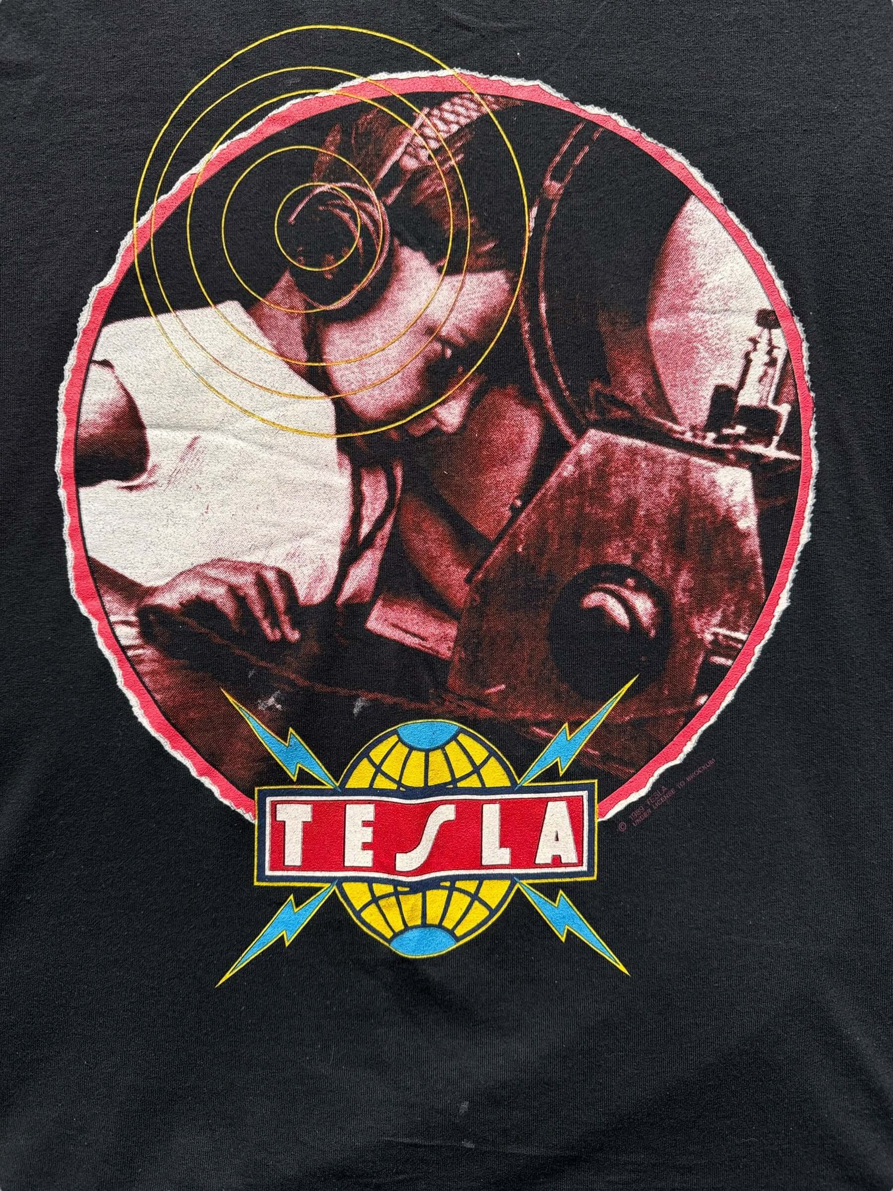 Front Graphic Detail on Vintage Tesla Great Radio Controversy 1989 Tour Tee SZ L