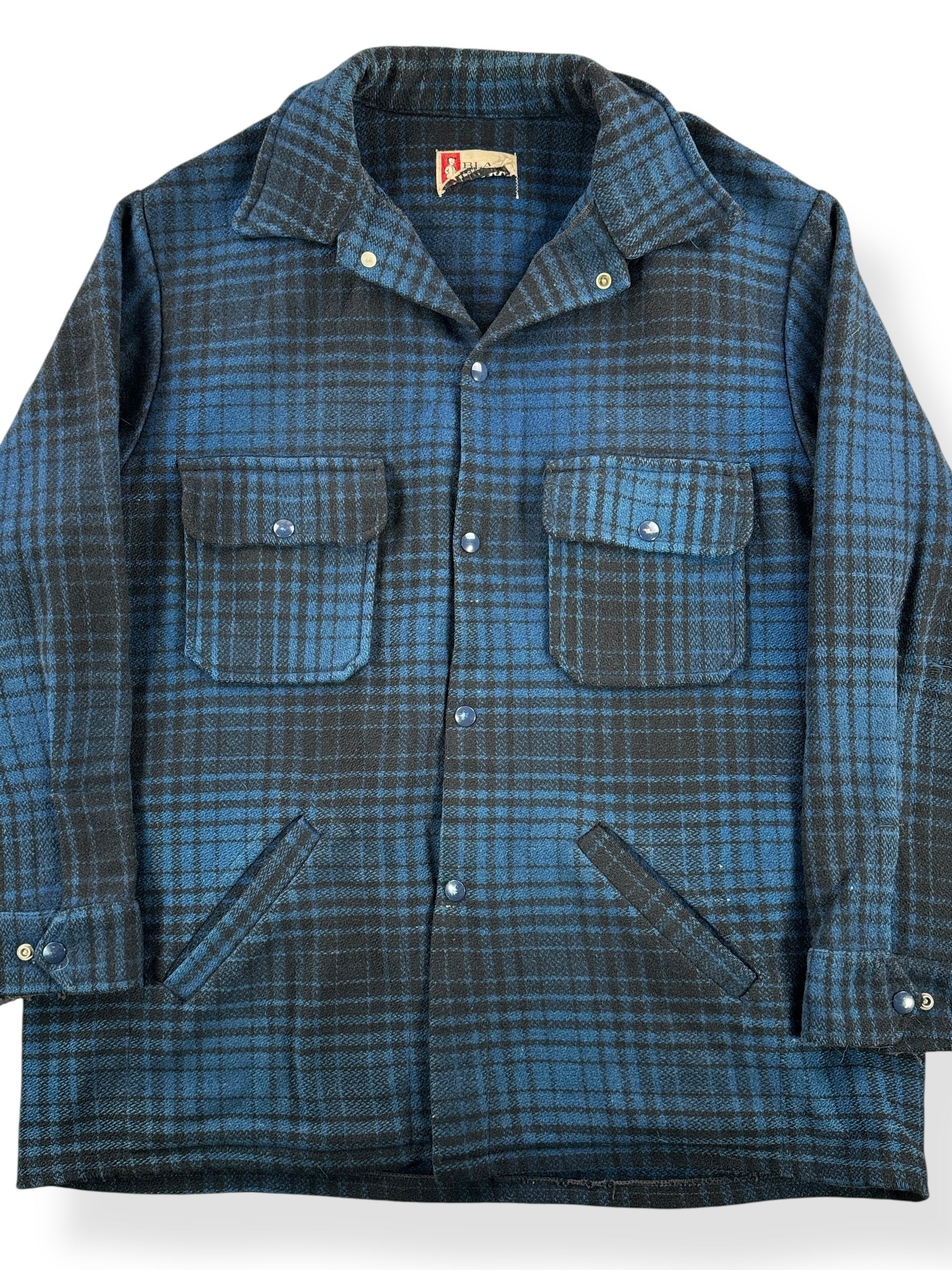 Front Close Up of Vintage Black Bear Blue & Black Wool Jacket SZ XL
