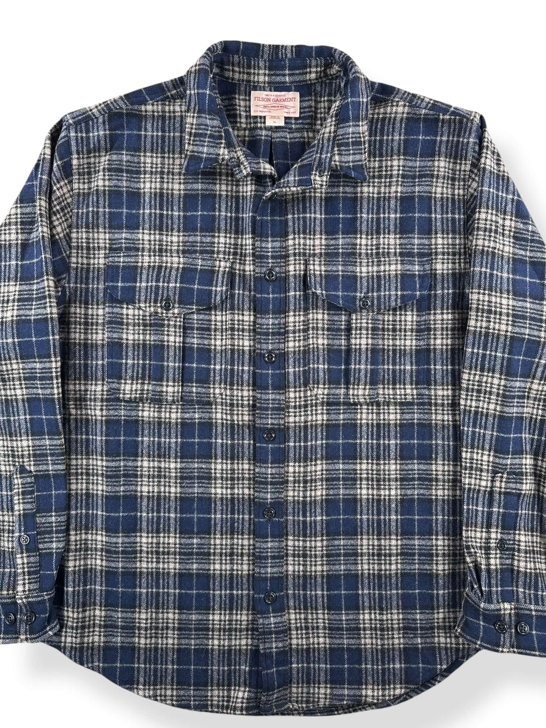 Front Close Up of Filson Flannel SZ XL