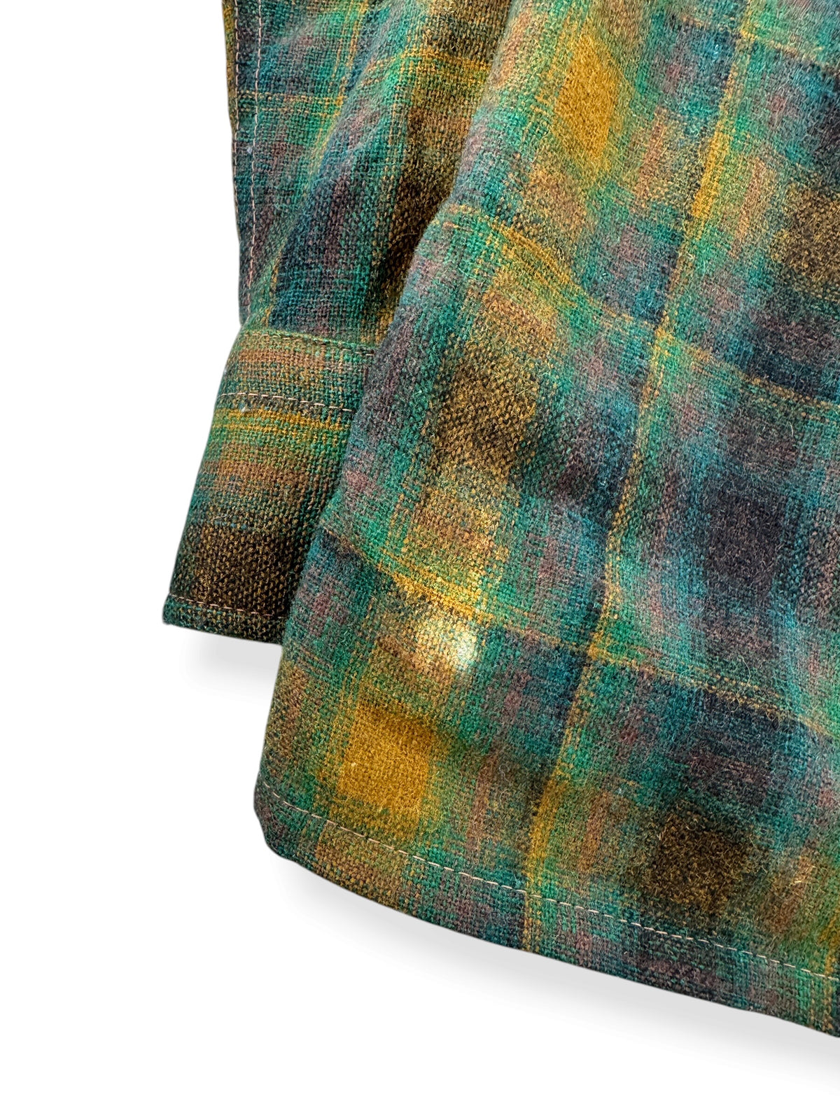 Minor bleach stain on back of Vintage Wool O' The West Shadow Plaid Flannel SZ S