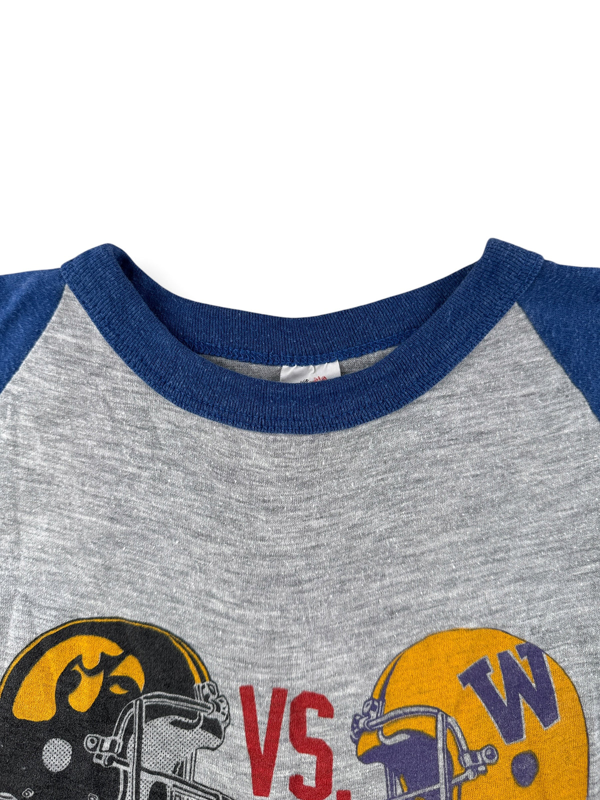 Collar on Vintage 1982 Pasadena Rose Bowl UW Huskies Tee SZ XL (Fits M)