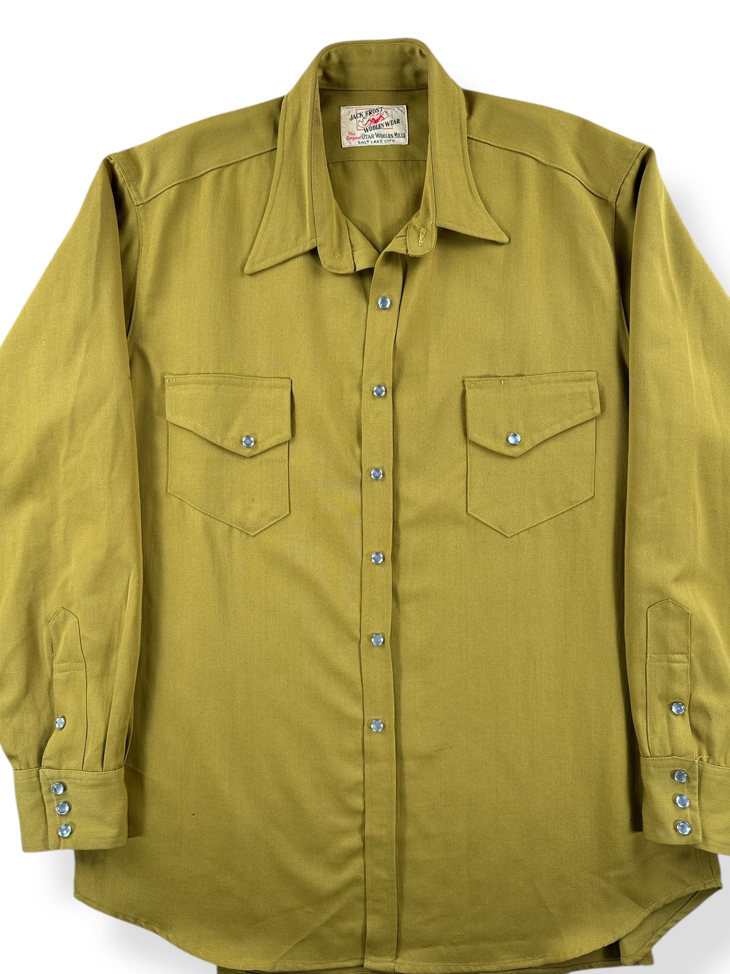 Front Close Up of Vintage Jack Frost Chartreuse Pearl Snap SZ XXL