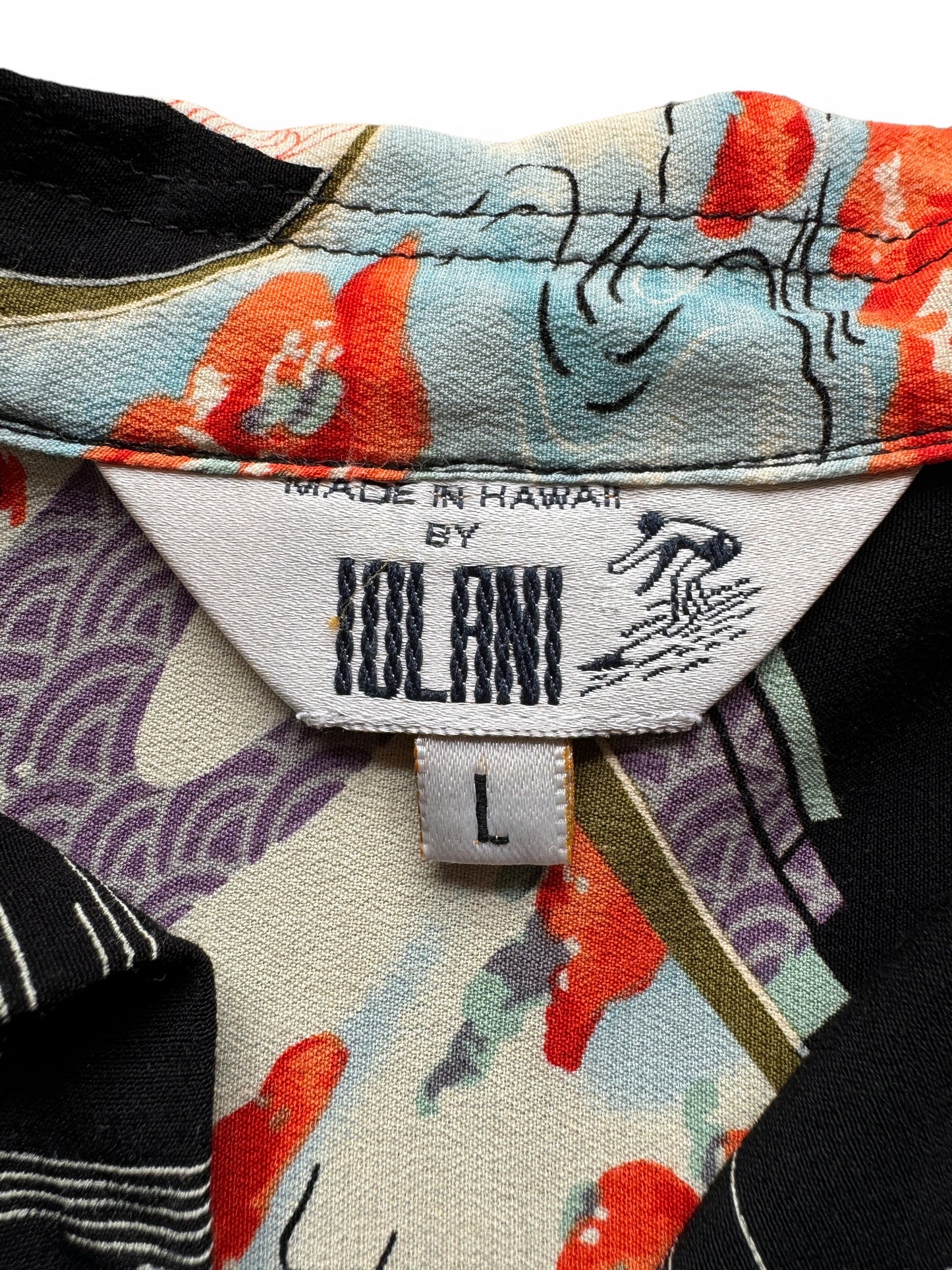 tag on Vintage Made in Hawaii Black Iolani Aloha Shirt SZ L