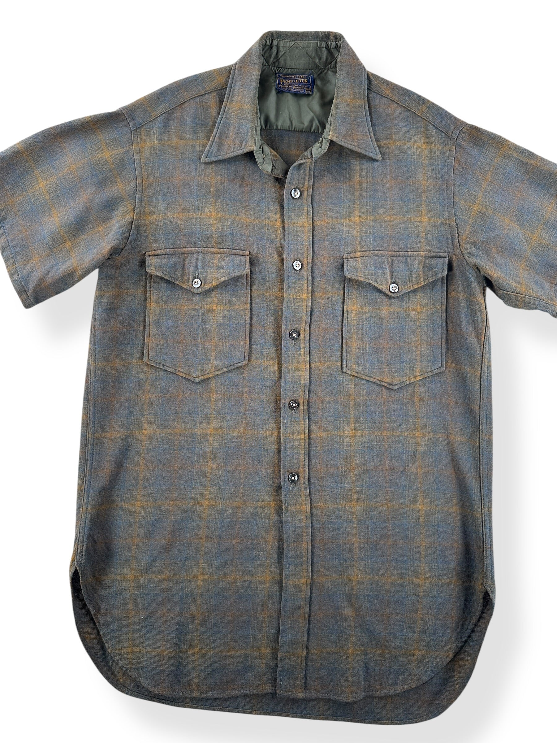 Front Close Up of Vintage 50s Era Pendleton Short Sleeve Shadow Plaid Flannel SZ M