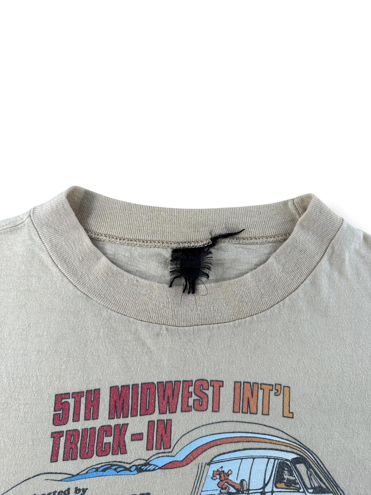 Collar on Vintage 79’ Keep On Truckin’ Truck/Van Tee SZ L
