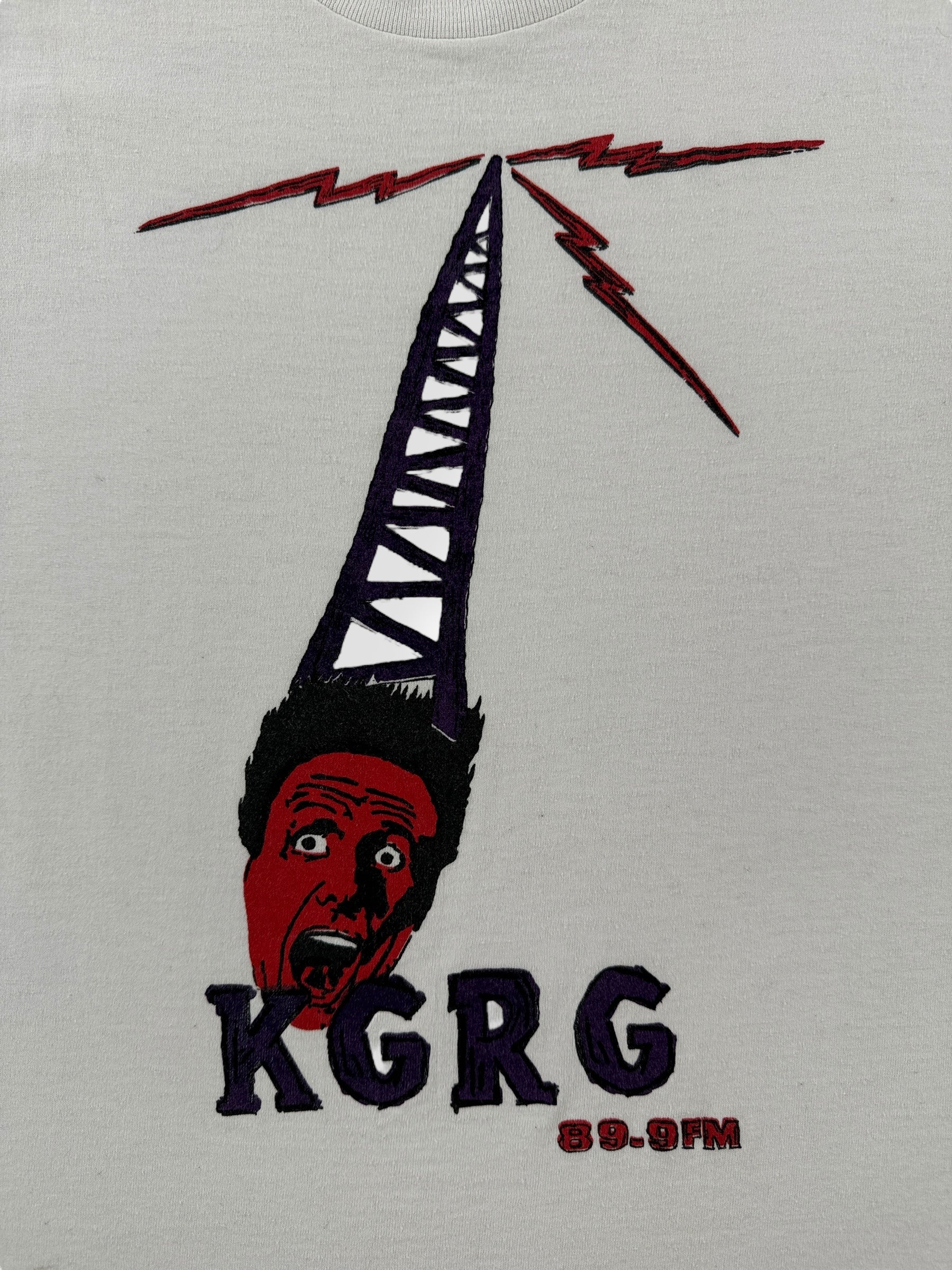 Graphic on Vintage KGRG Green River College Station Tee SZ M