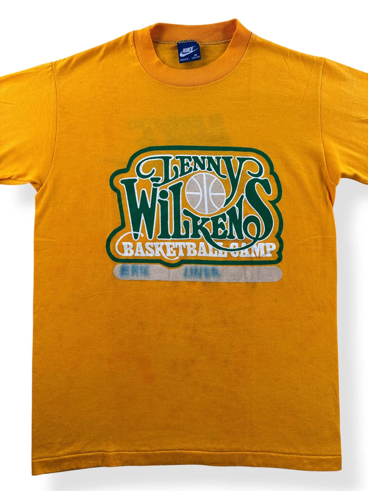 Close-up of Vintage 80s Lenny Wilkens Basketball Camp Nike Tee SZ M (Fits S)