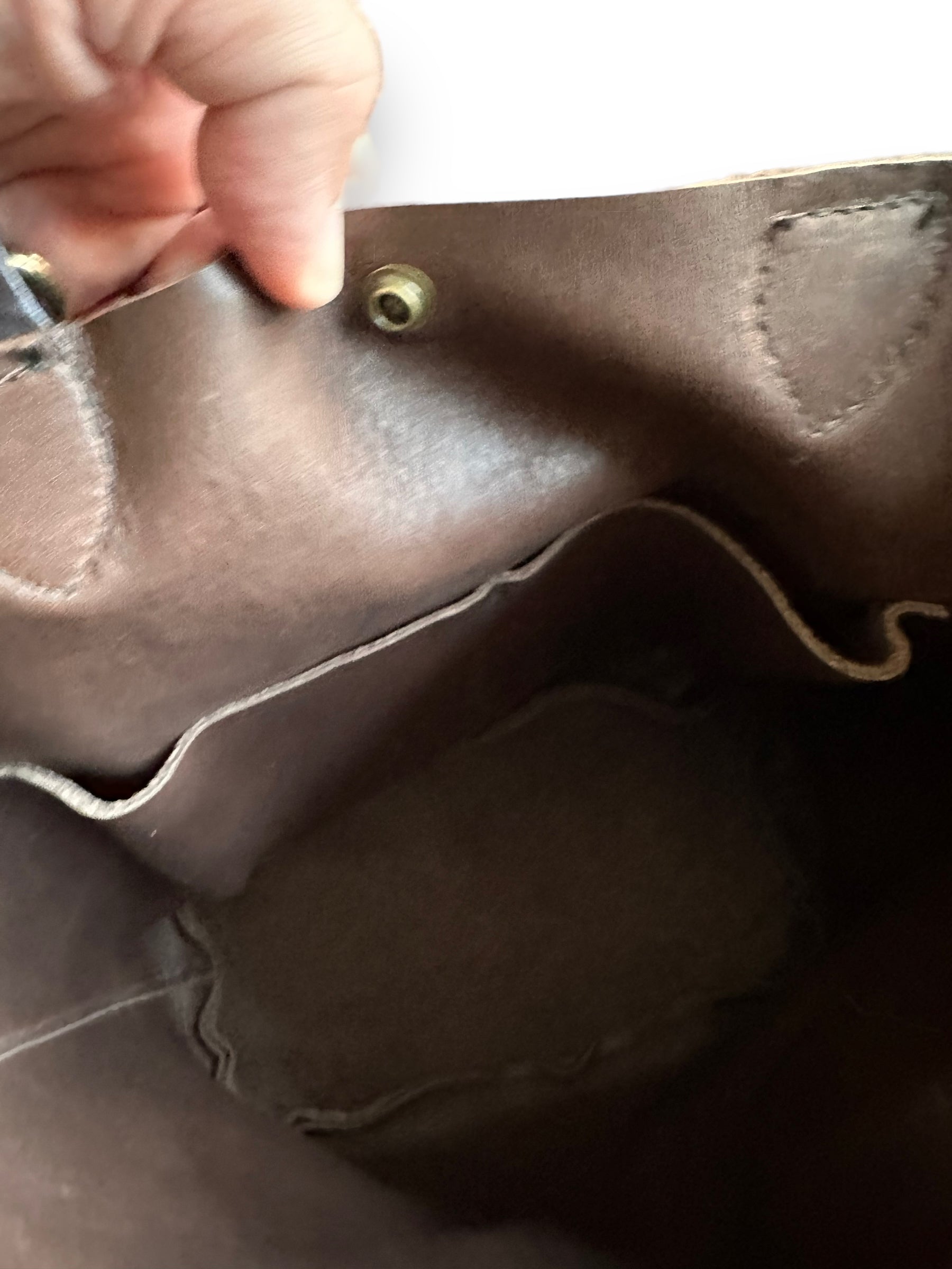 Pocket View Inside Filson Brown Roughout Leather Tote Bag SZ S |  Barn Owl Vintage Goods | Vintage Filson Workwear Seattle