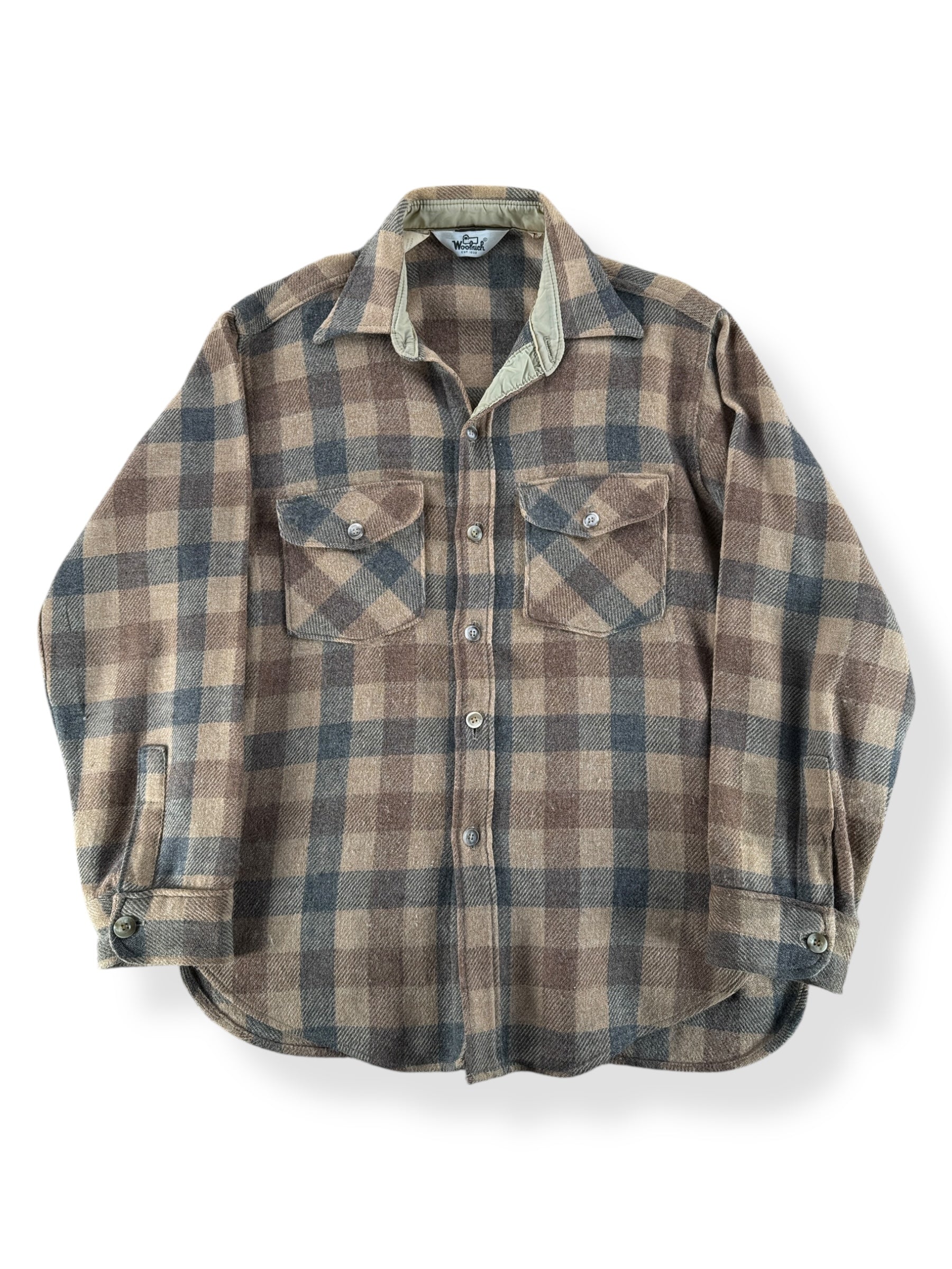 Front of Vintage Beige & Grey Woolrich Flannel SZ M