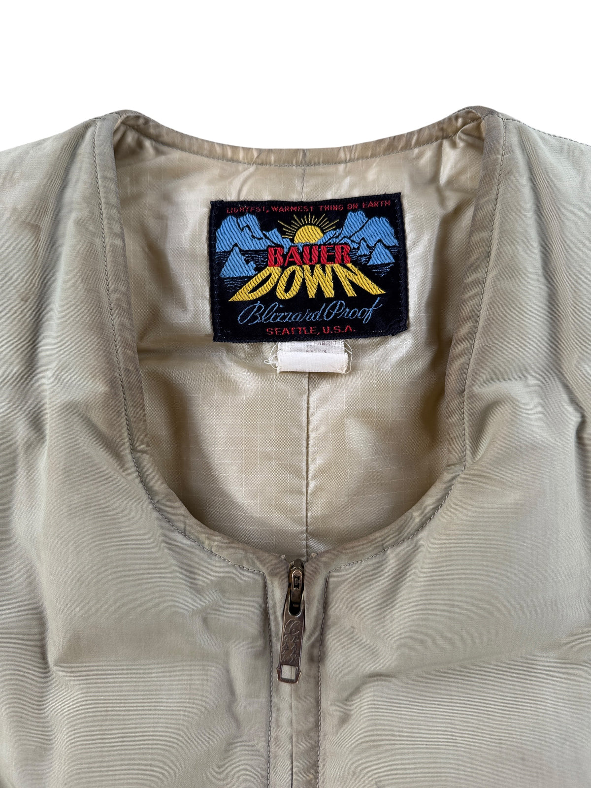 Label on Vintage Eddie Bauer Sun Down Label Vest SZ 44 AS IS