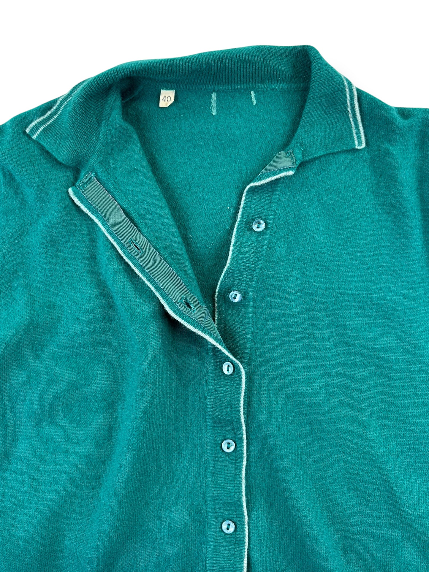 Collar of 1950s Green Cashmere Collared Cardigan M