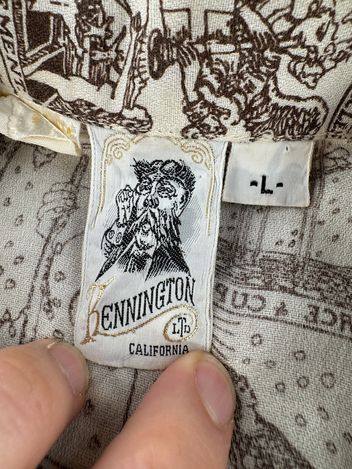 Tags on Vintage Kennington Tarot Print Button Up Shirt SZ L (Fits M)