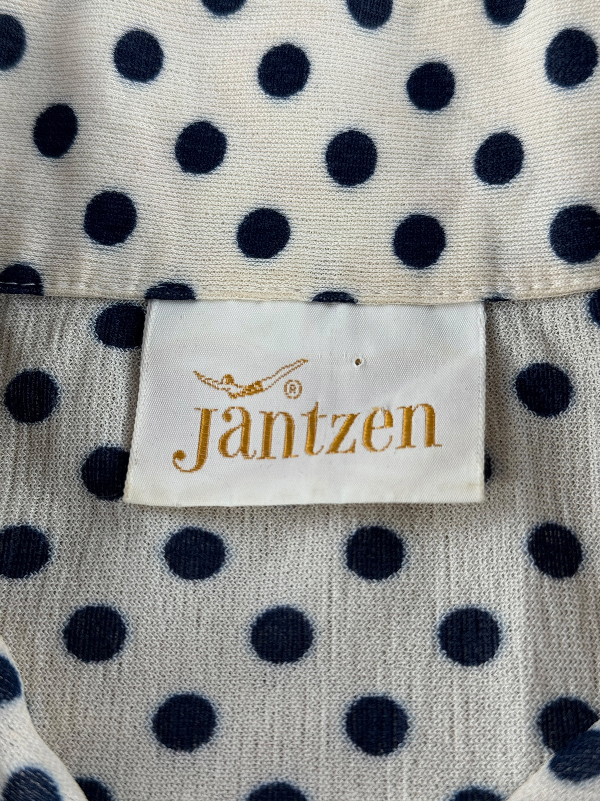 Tag on Vintage Jantzen Polka Dot Shirt SZ M
