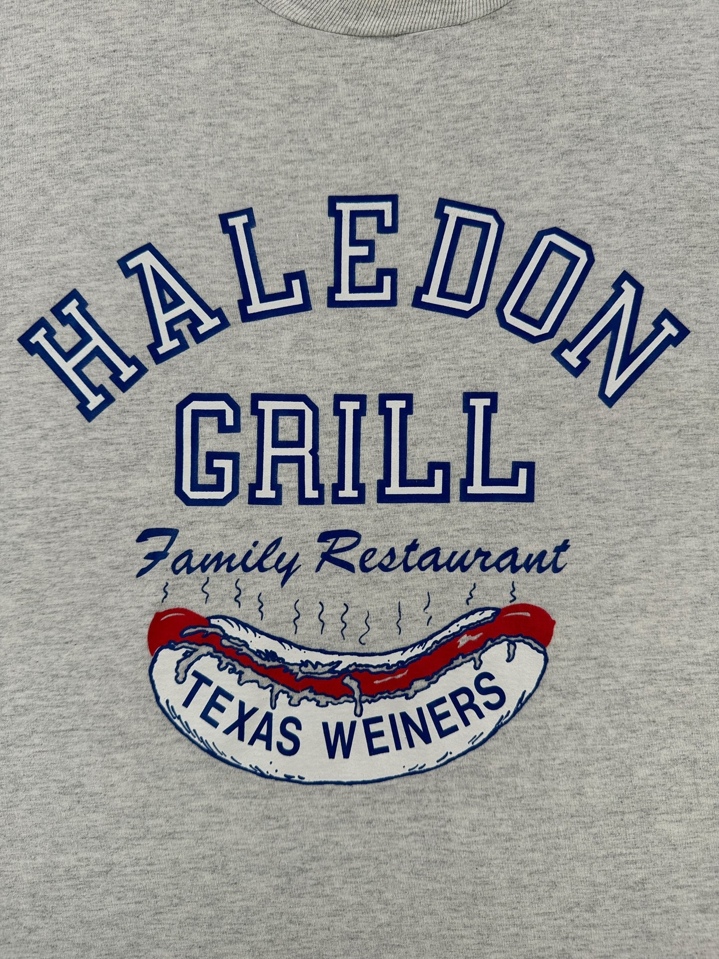 Front Graphic of Vintage Haledon Grill Texas Wieners Tee SZ XL