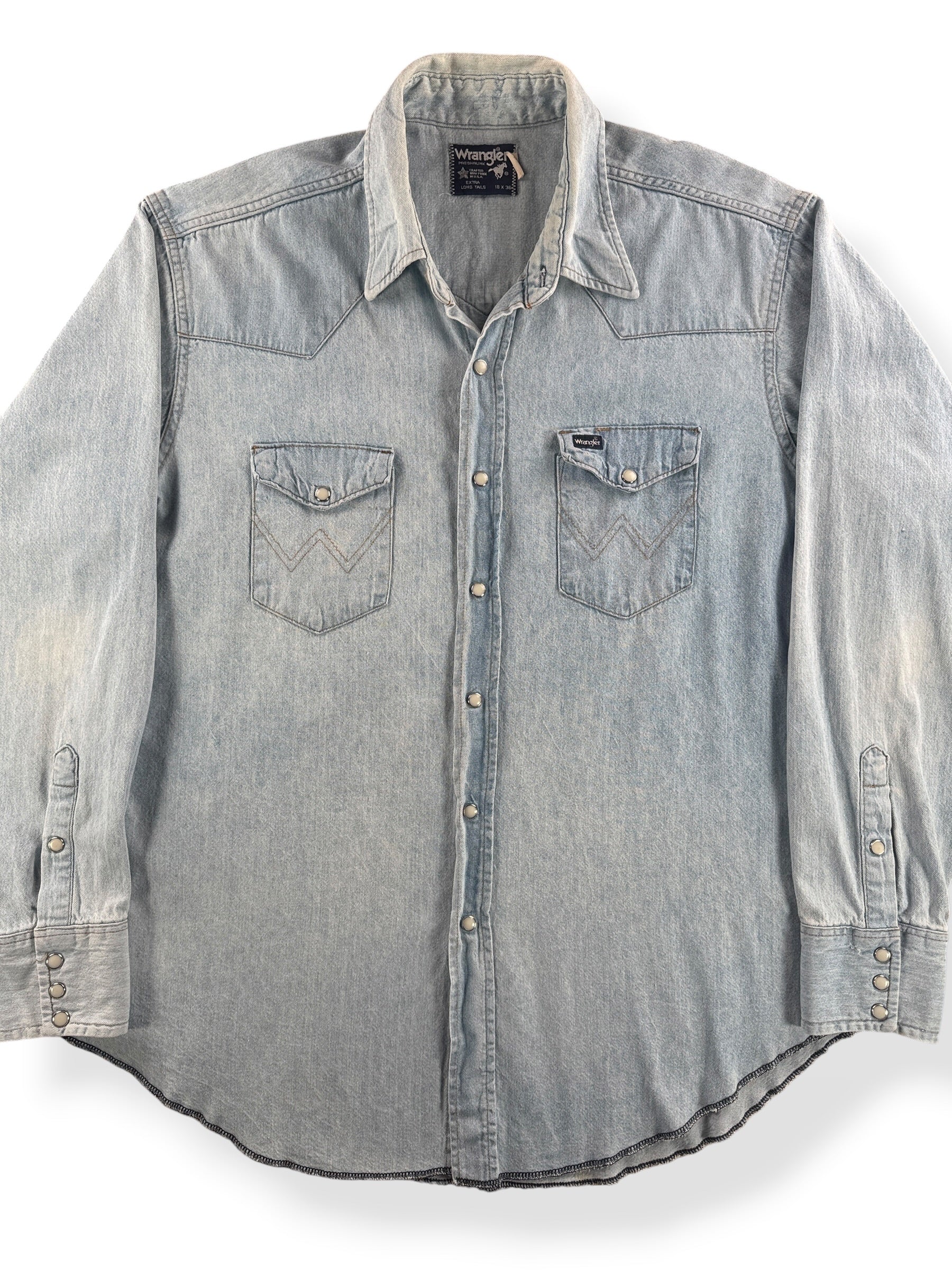 Front Close Up of Vintage Wrangler Light Wash Denim Pearlsnap SZ 18 (XL)