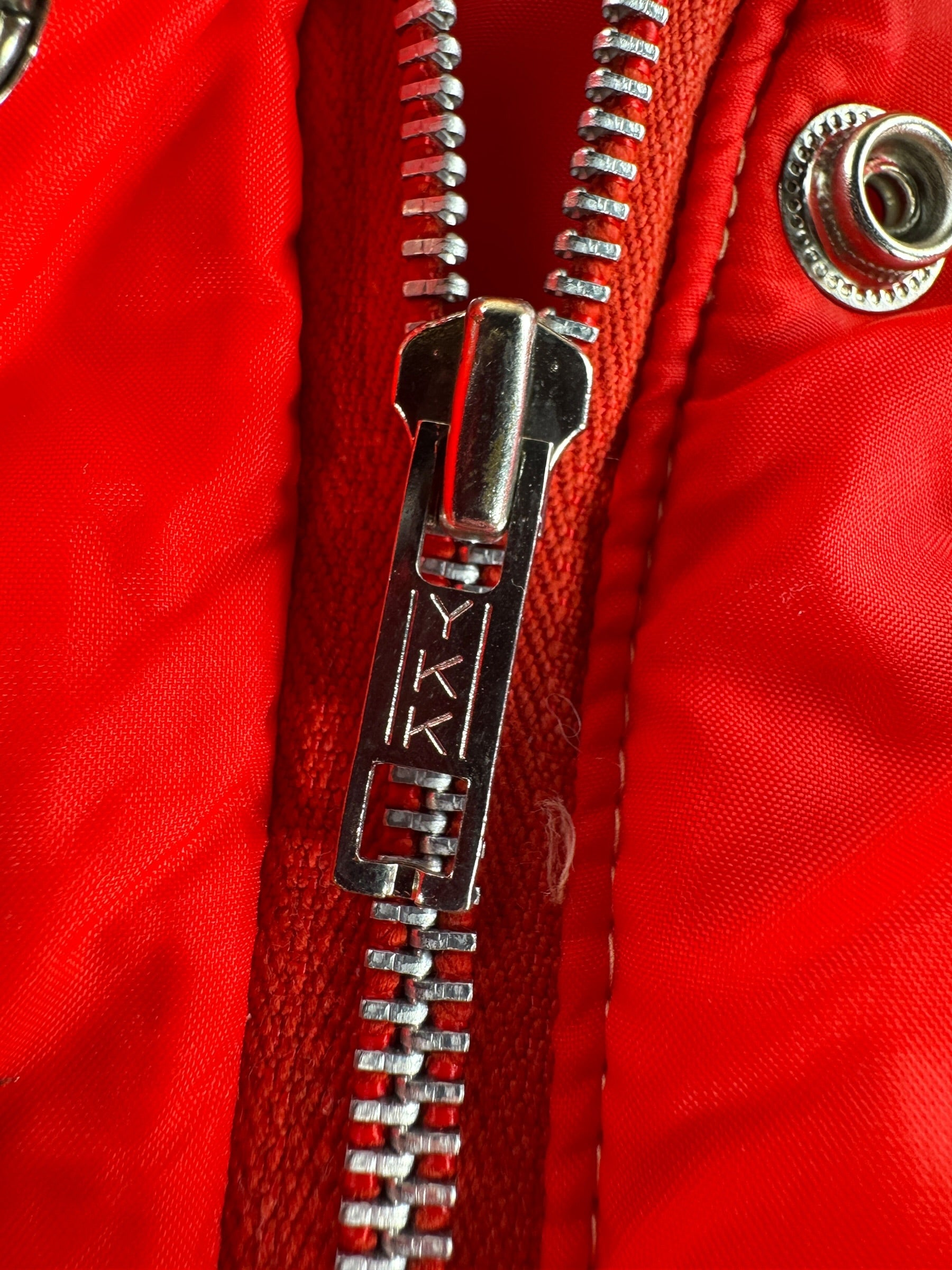 Zipper on Vintage 70s Red Puffy Coat SZ M
