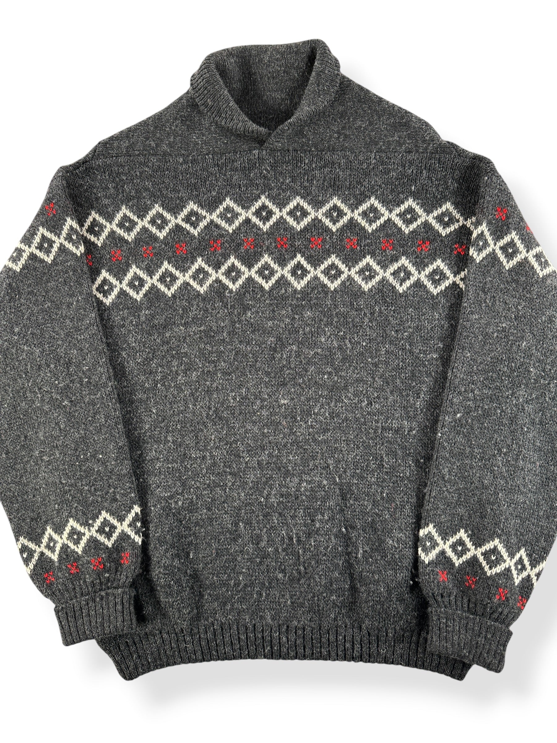 Front Close Up of Vintage Norwegian Figgjo Sweater SZ 16