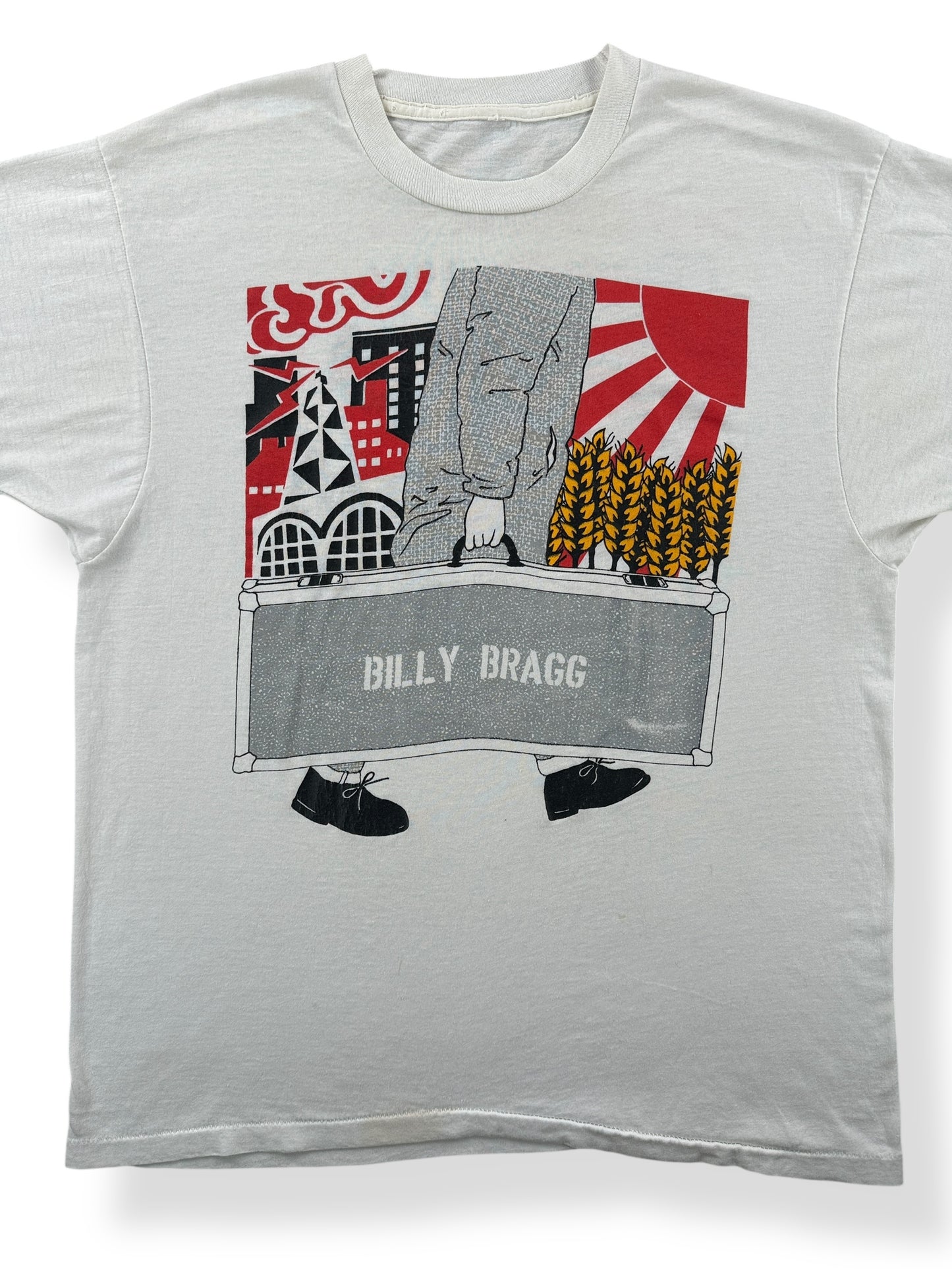 Front Close Up of Vintage Billy Bragg 1986 Have Guitar Will Travel Tour Tee SZ M